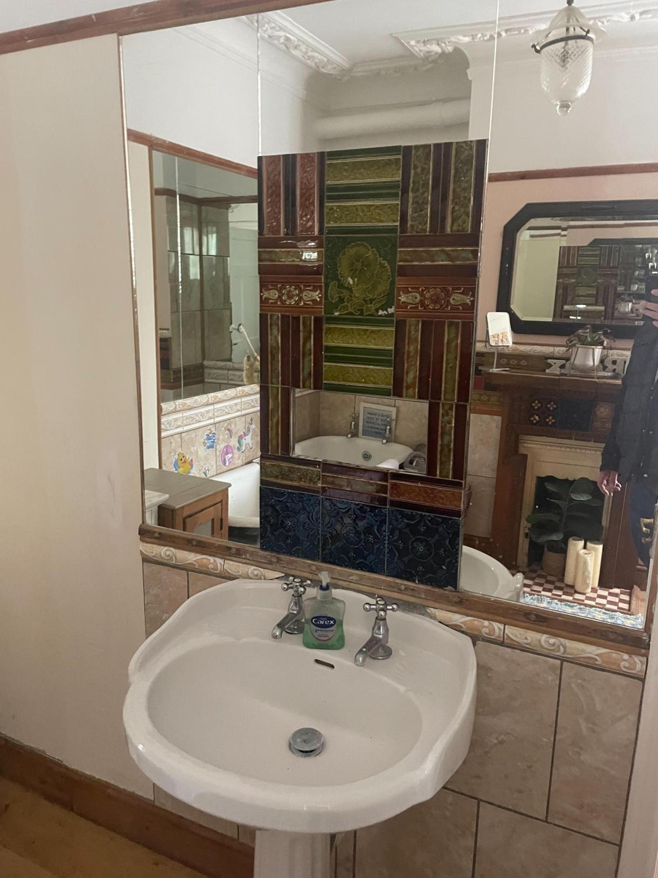 Double Room with Private Bathroom photo 3