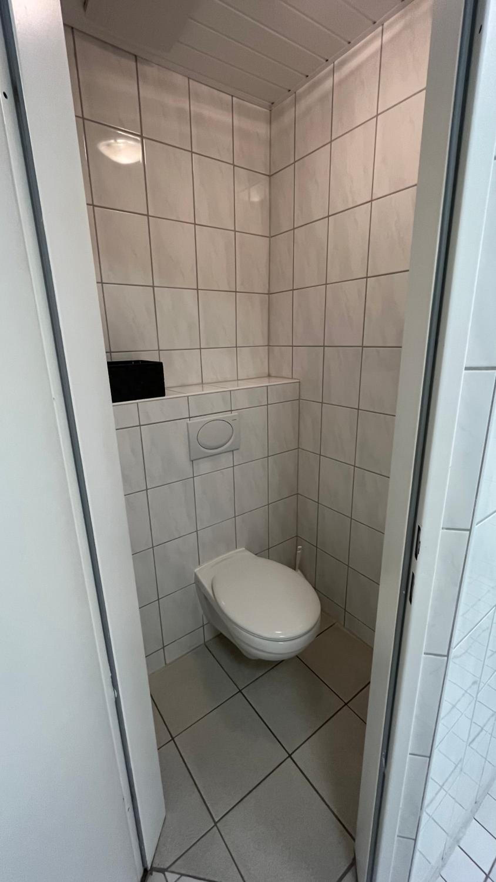 Deluxe Double or Twin Room with Shared Bathroom photo 2