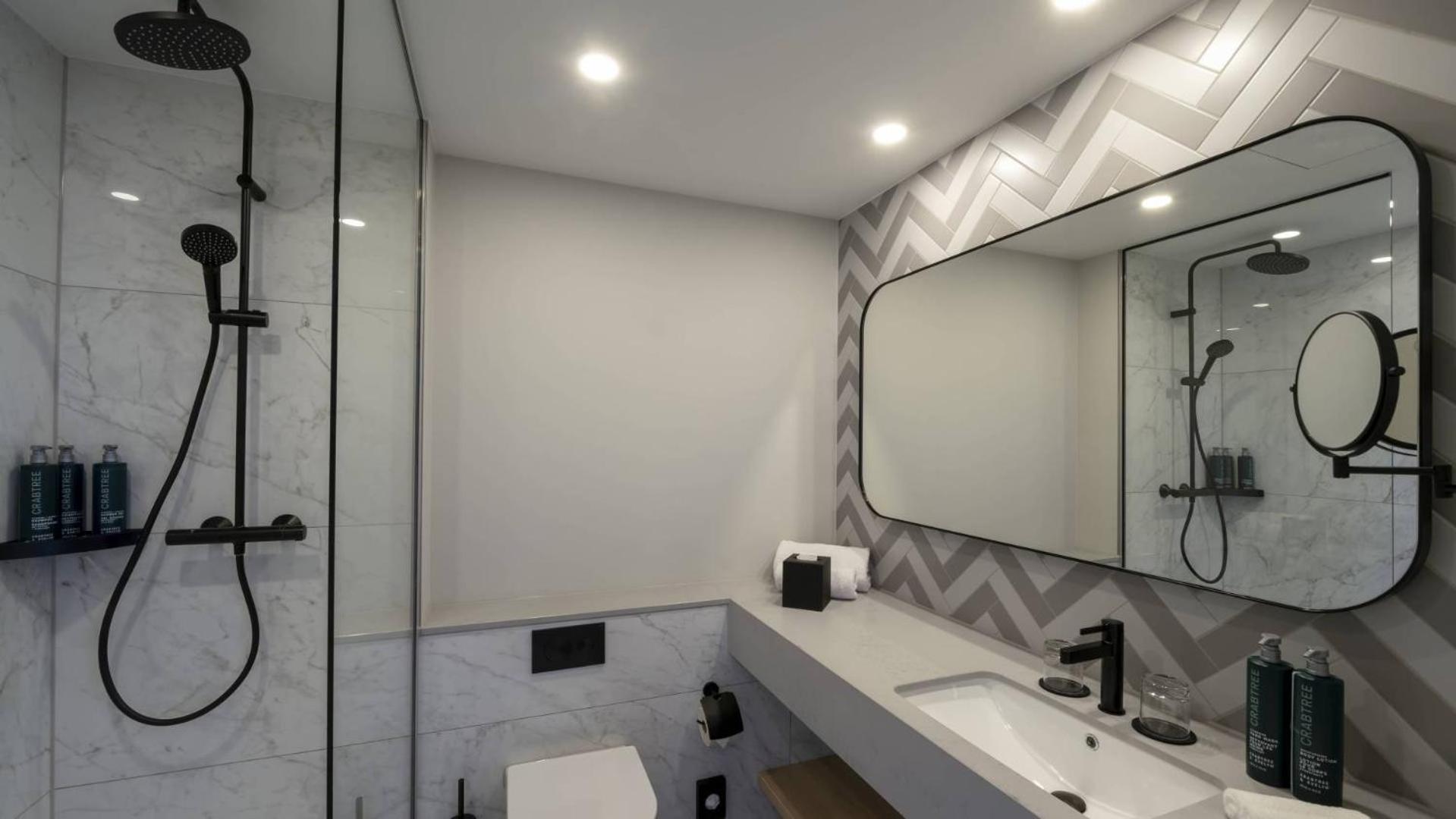 Junior Suite thumbnail 5