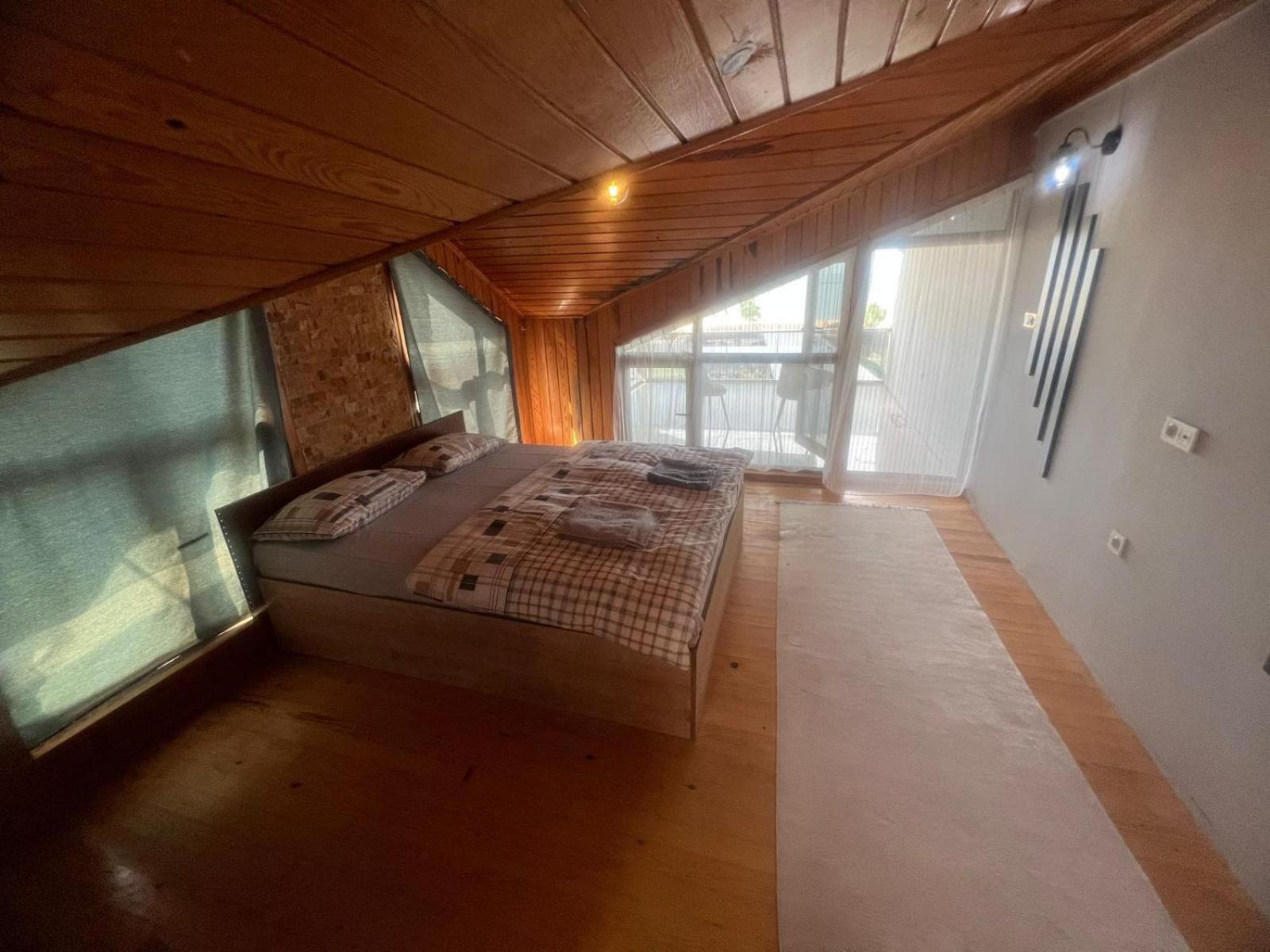 Double Room With Terrace photo 1
