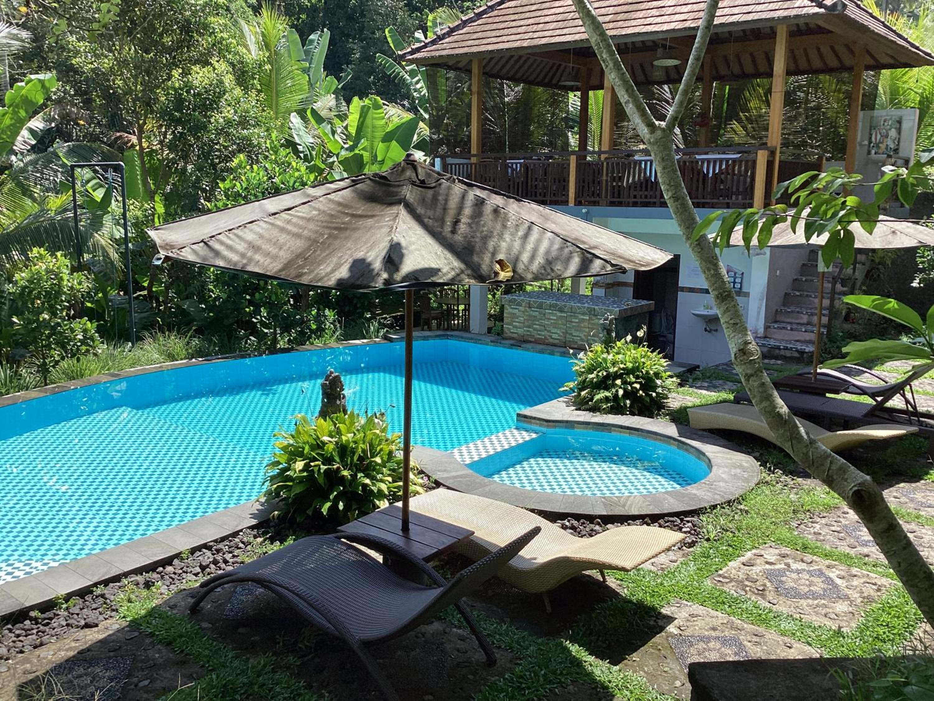 Deluxe Double Room with Balcony - Photo 37