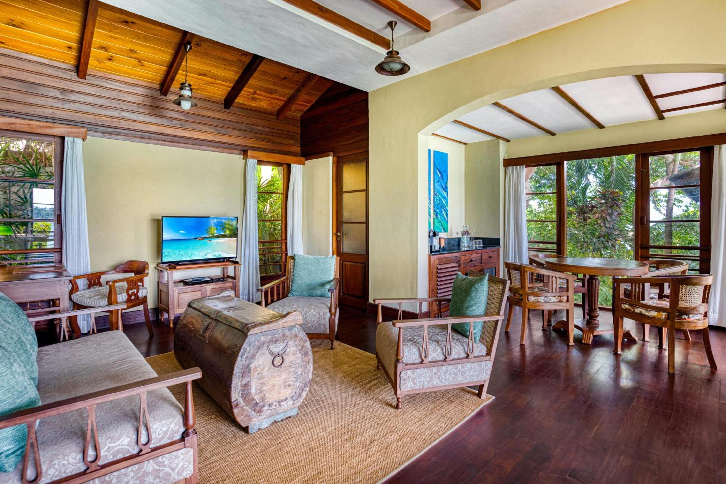 Owners Signature Villa with a Complimentary bottle of Prosecco on arrival, Private Dinner in the villa (Gazebo), and 60 minutes Spa treatment once during the stay.