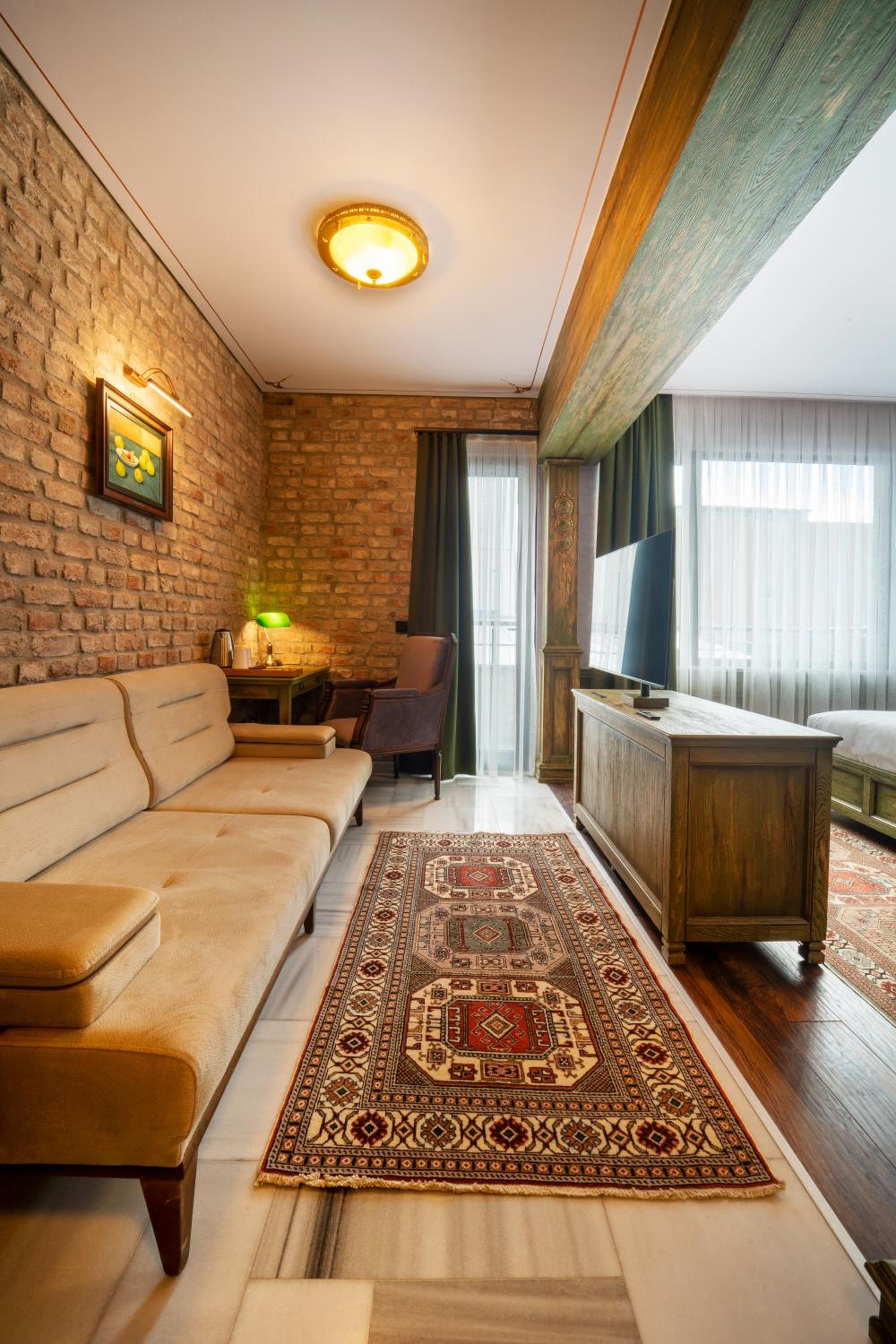 Superior King Room photo 1