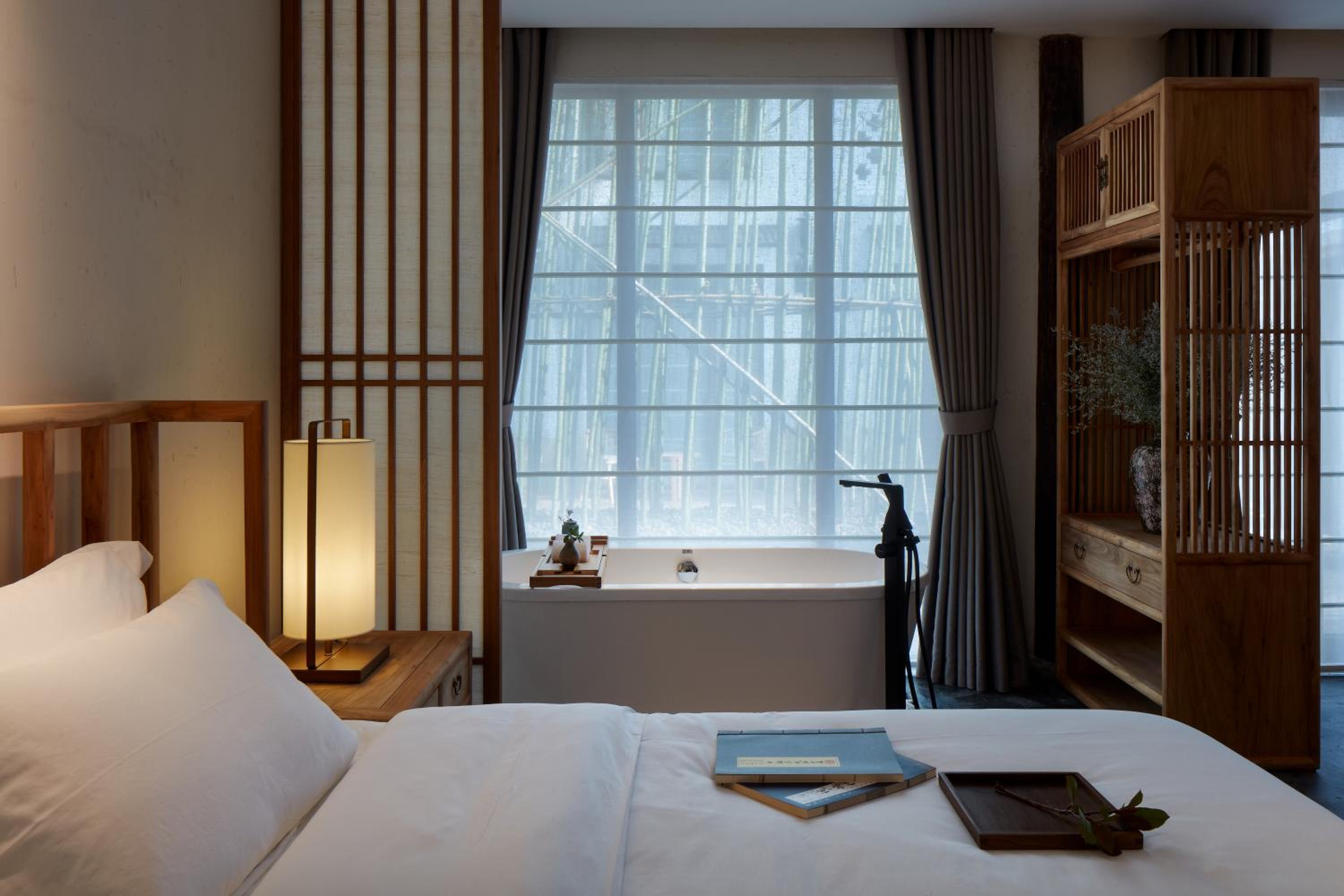 King Room with Garden View