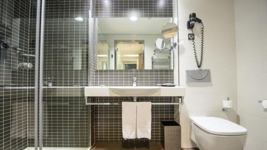 Double Room With Long Stay Parking