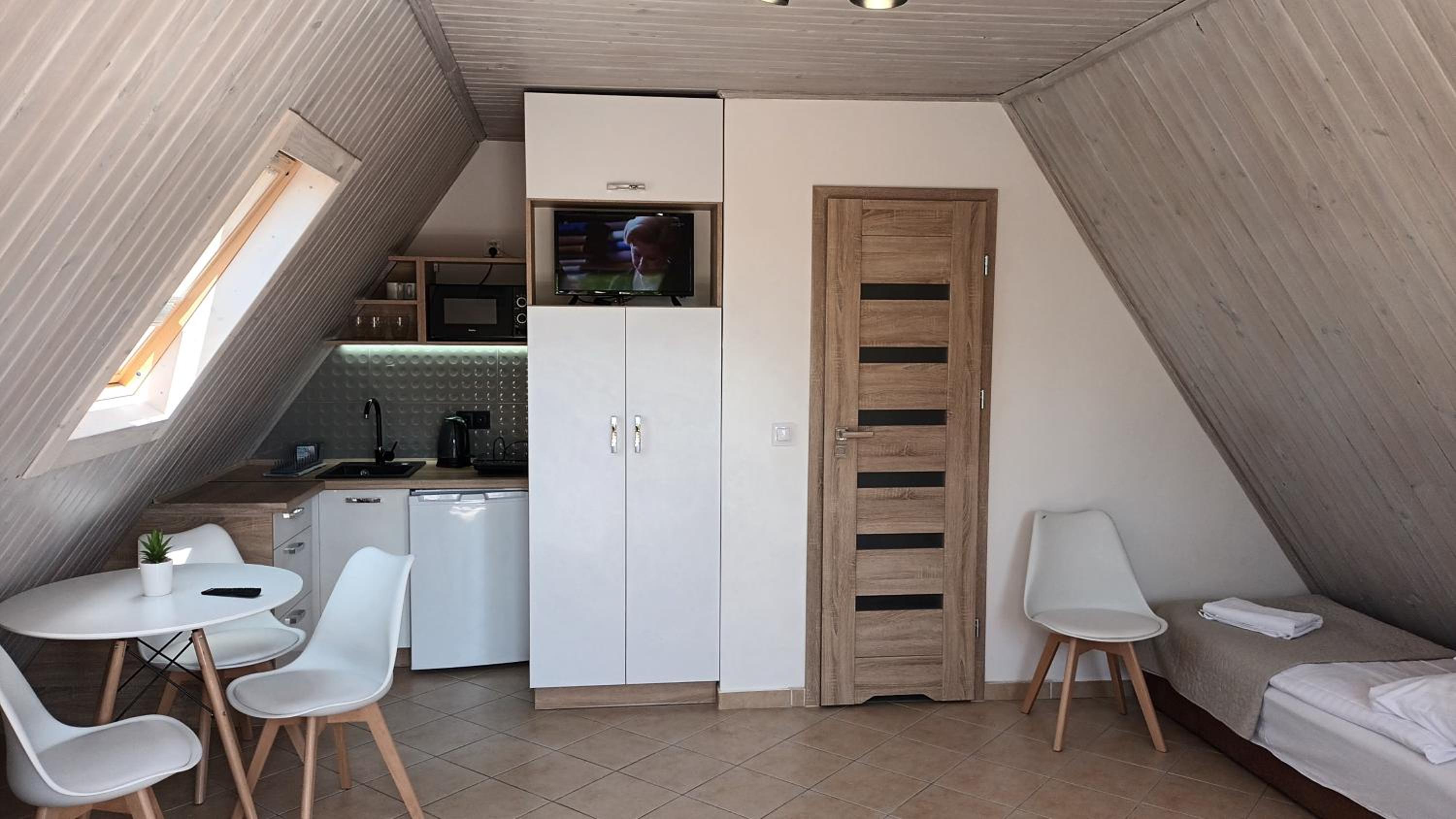 Deluxe Quadruple Room - Photo 2