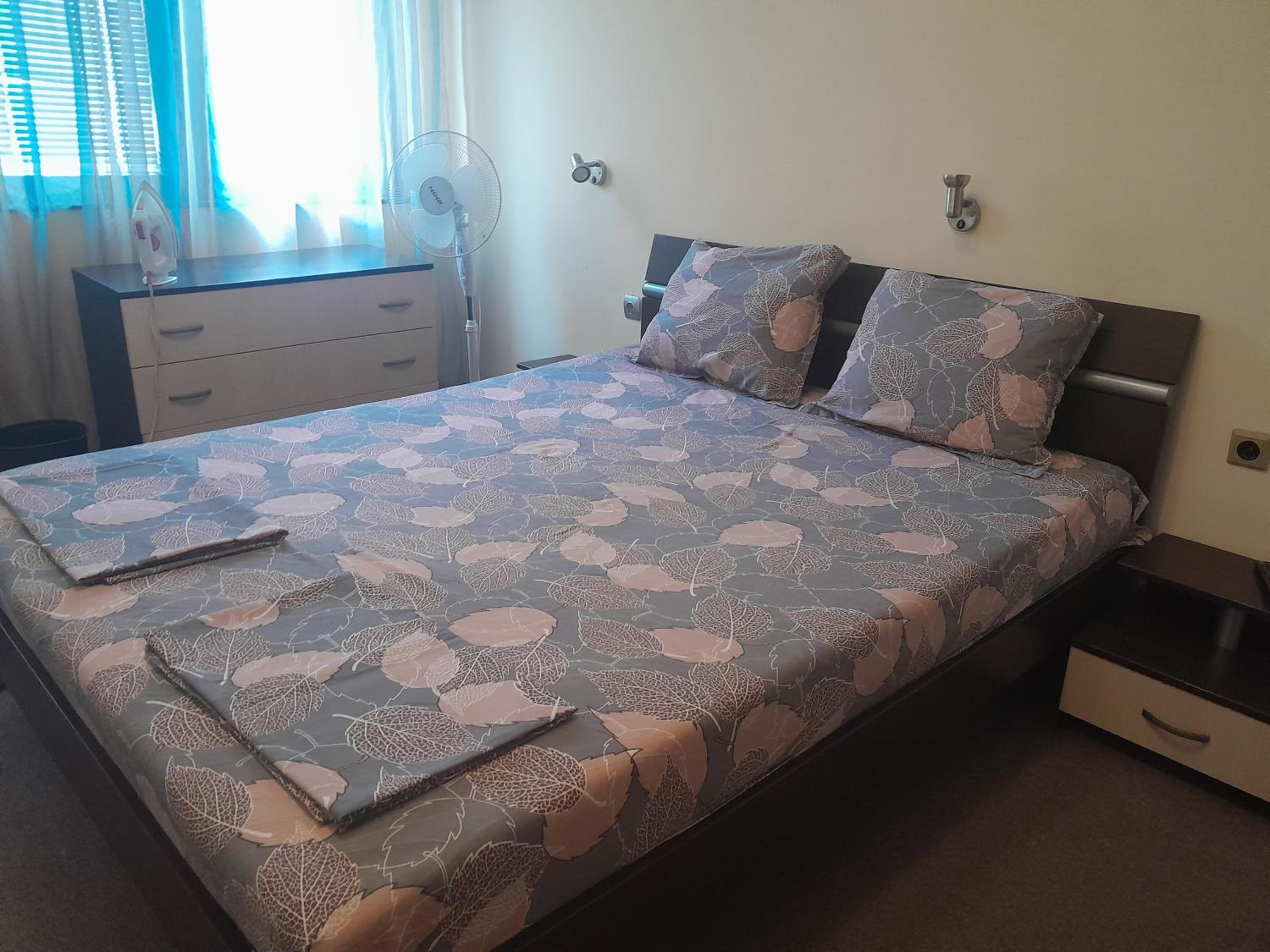 Single Room with Shared Shower and Toilet photo 1