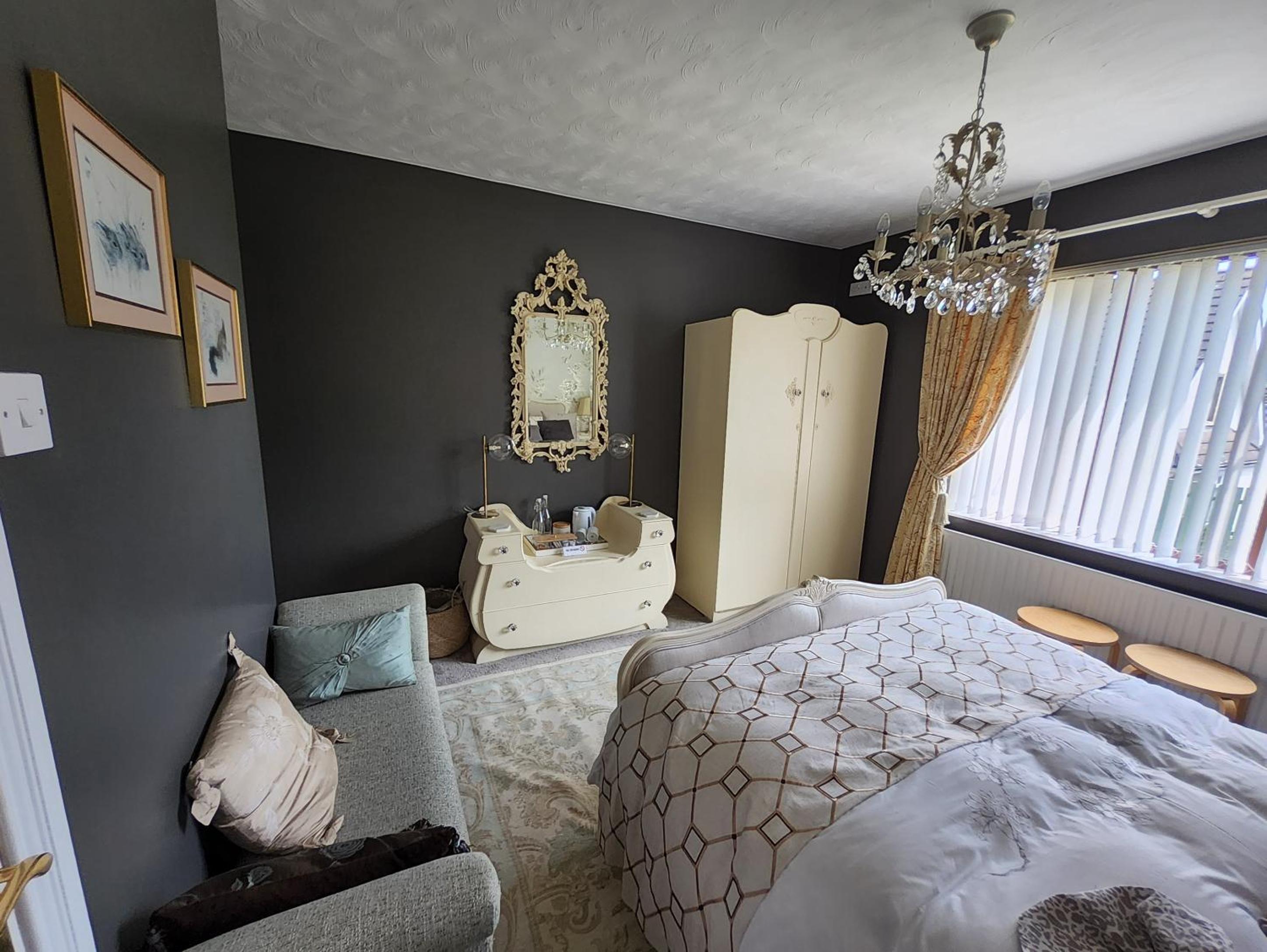 King Room with Mountain View