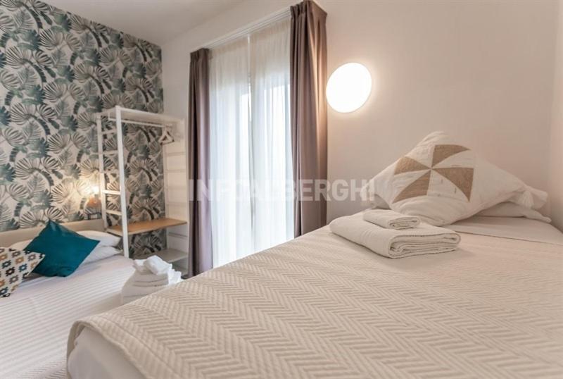 Economy Quadruple Room with Sea View