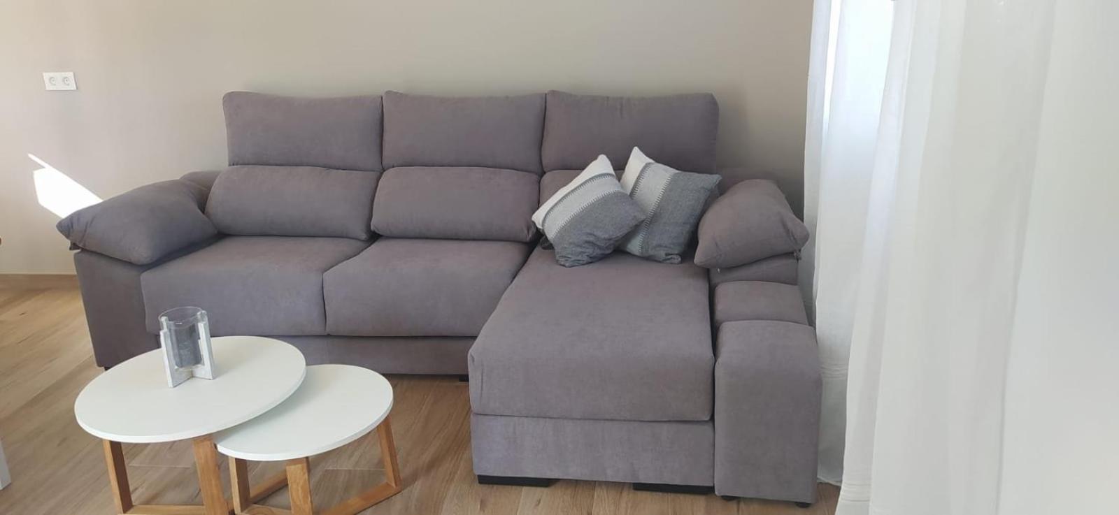Three-Bedroom Apartment photo 2