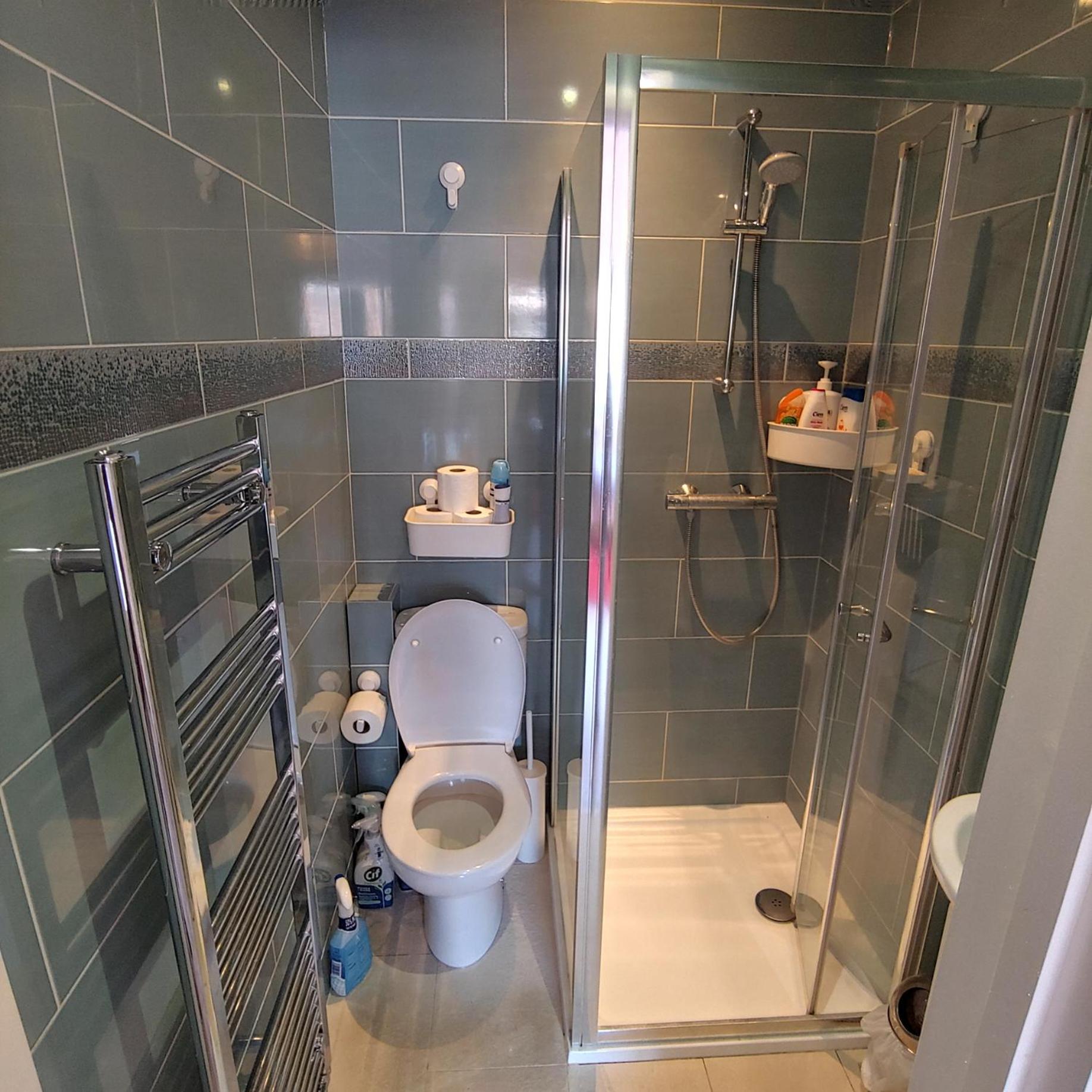 Double Room with Private Bathroom photo 3