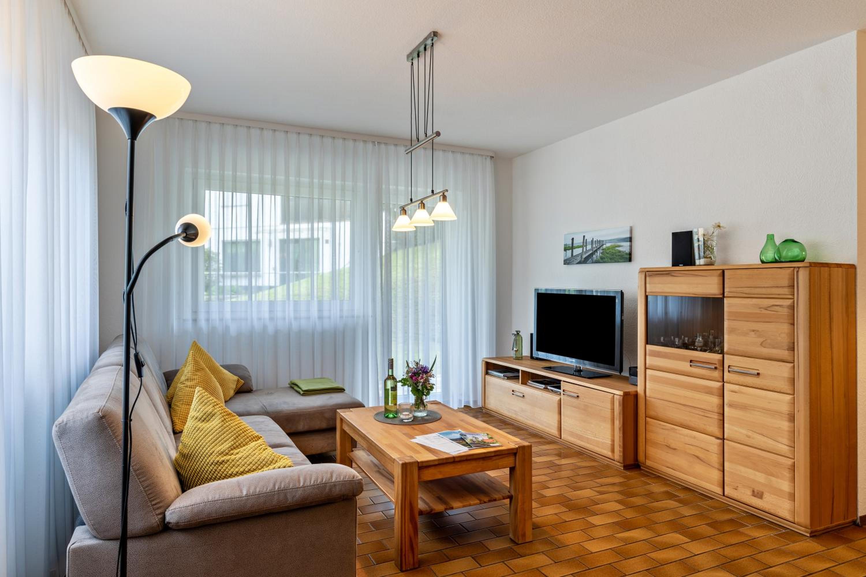 One-Bedroom Apartment with Garden View photo 1