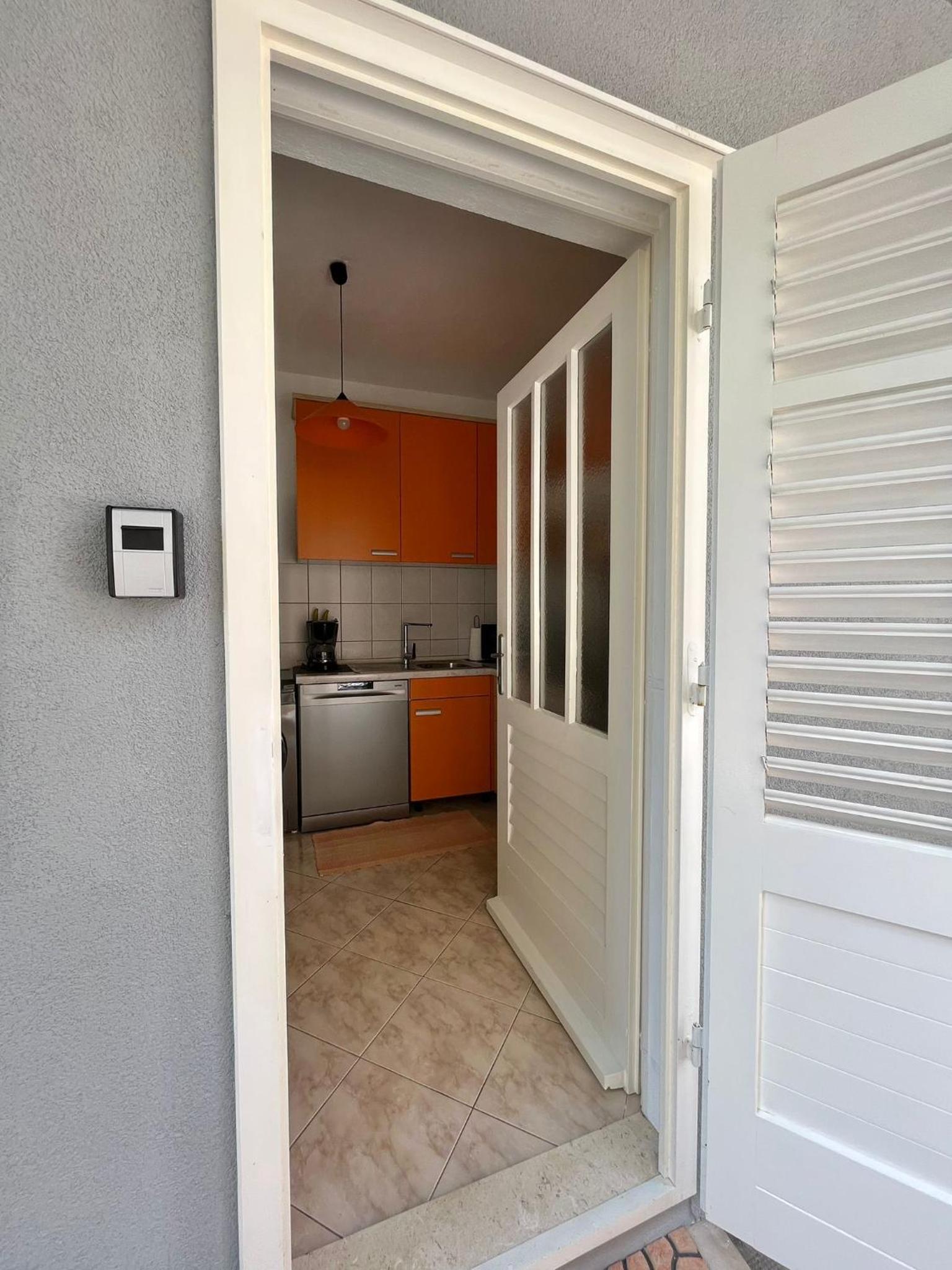 Apartment with Terrace photo 3