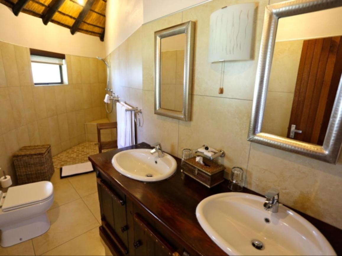 Luxury Suite photo 3