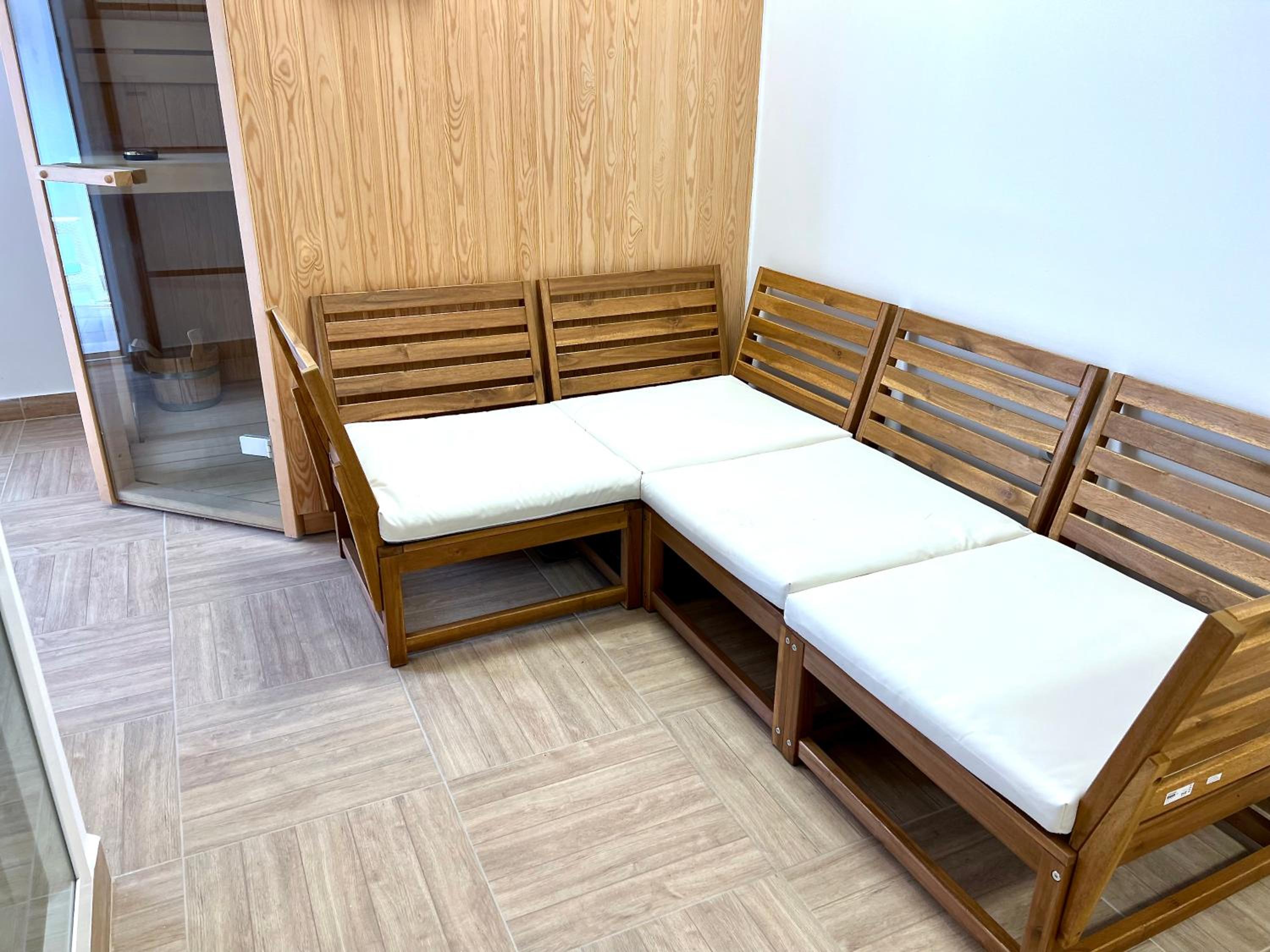 King Studio with Sofa Bed photo 2