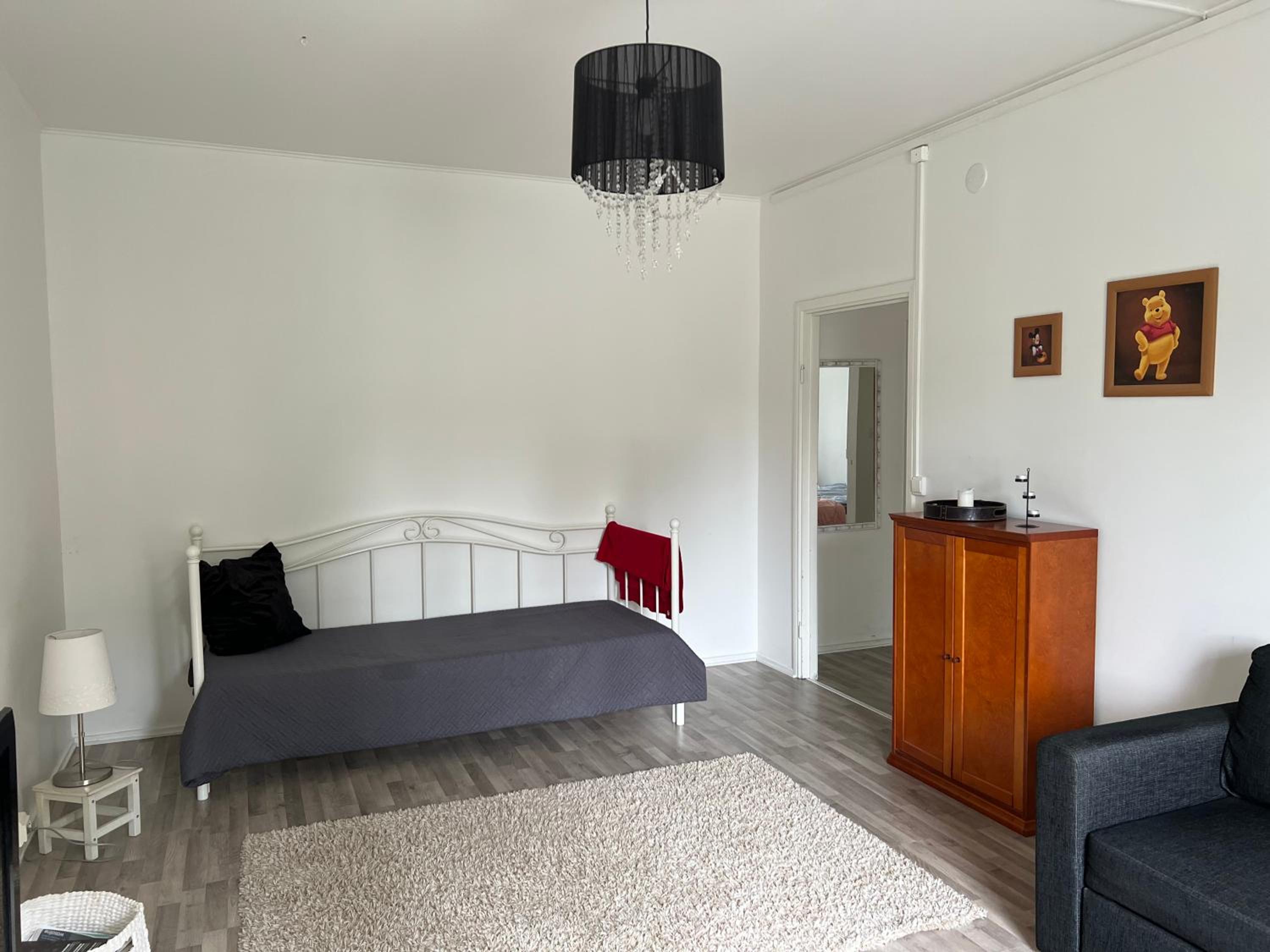 One-Bedroom Apartment photo 3