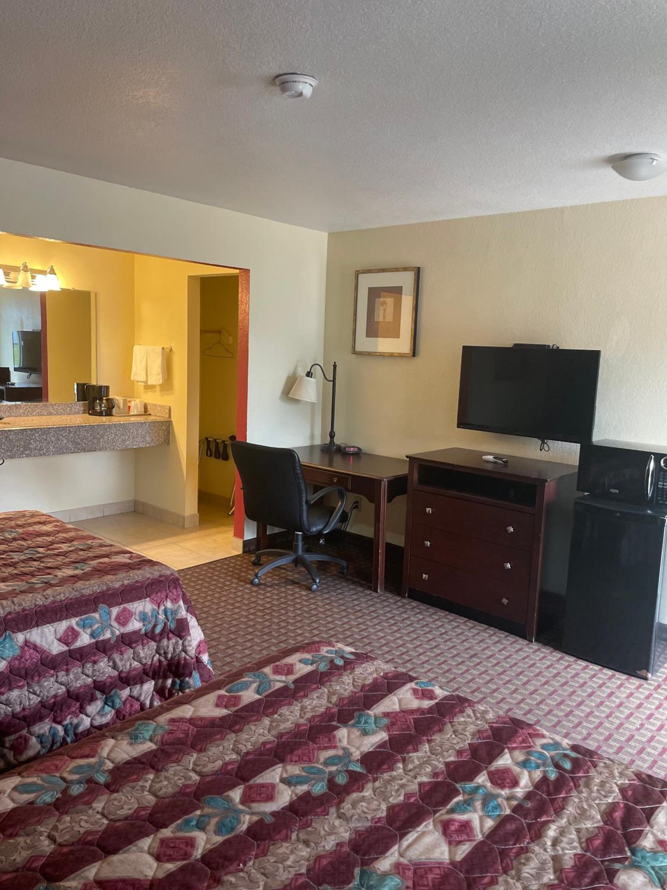 Standard Double Room - Photo 4