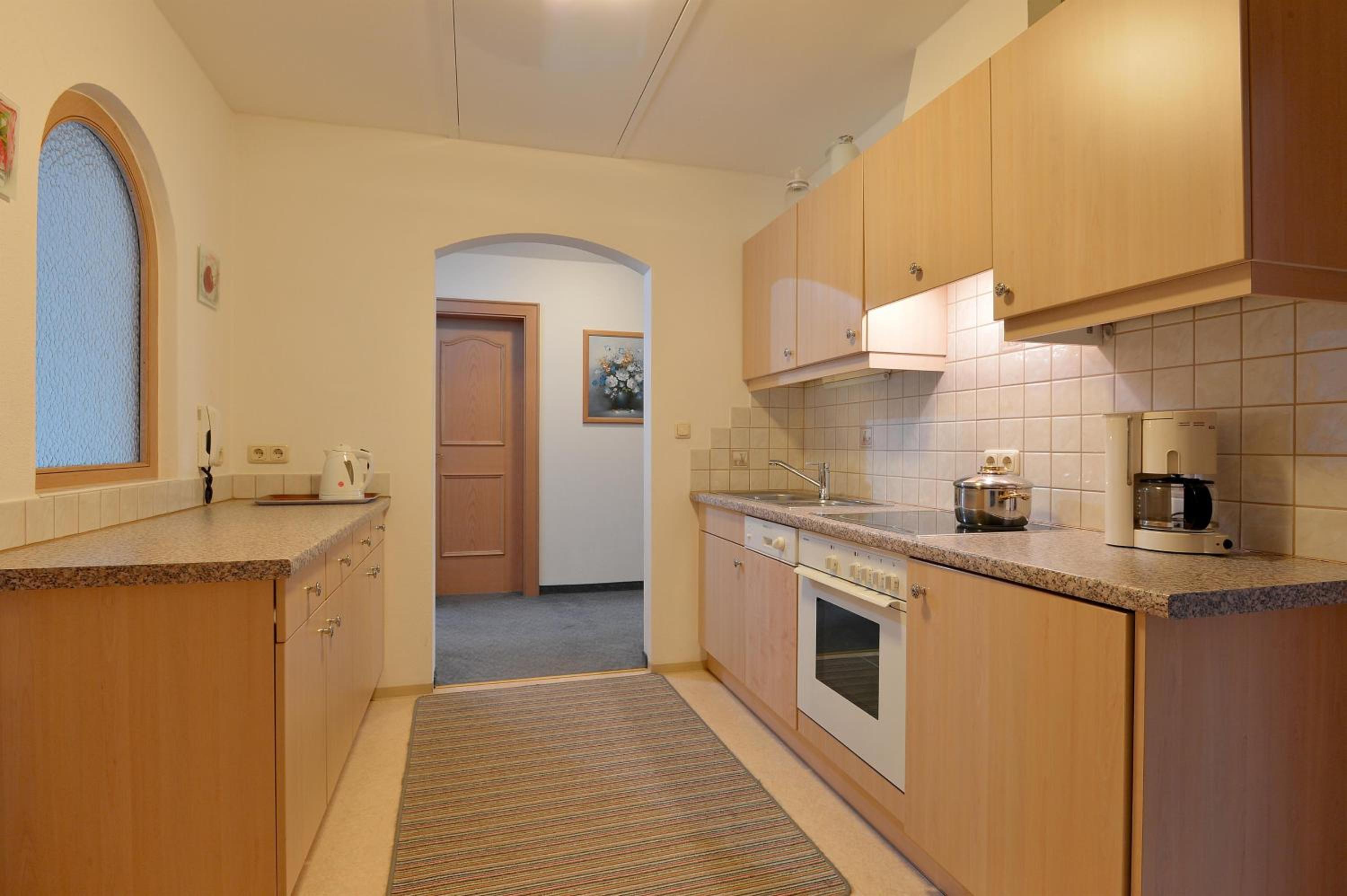Three-Bedroom Apartment with Bathroom photo 3
