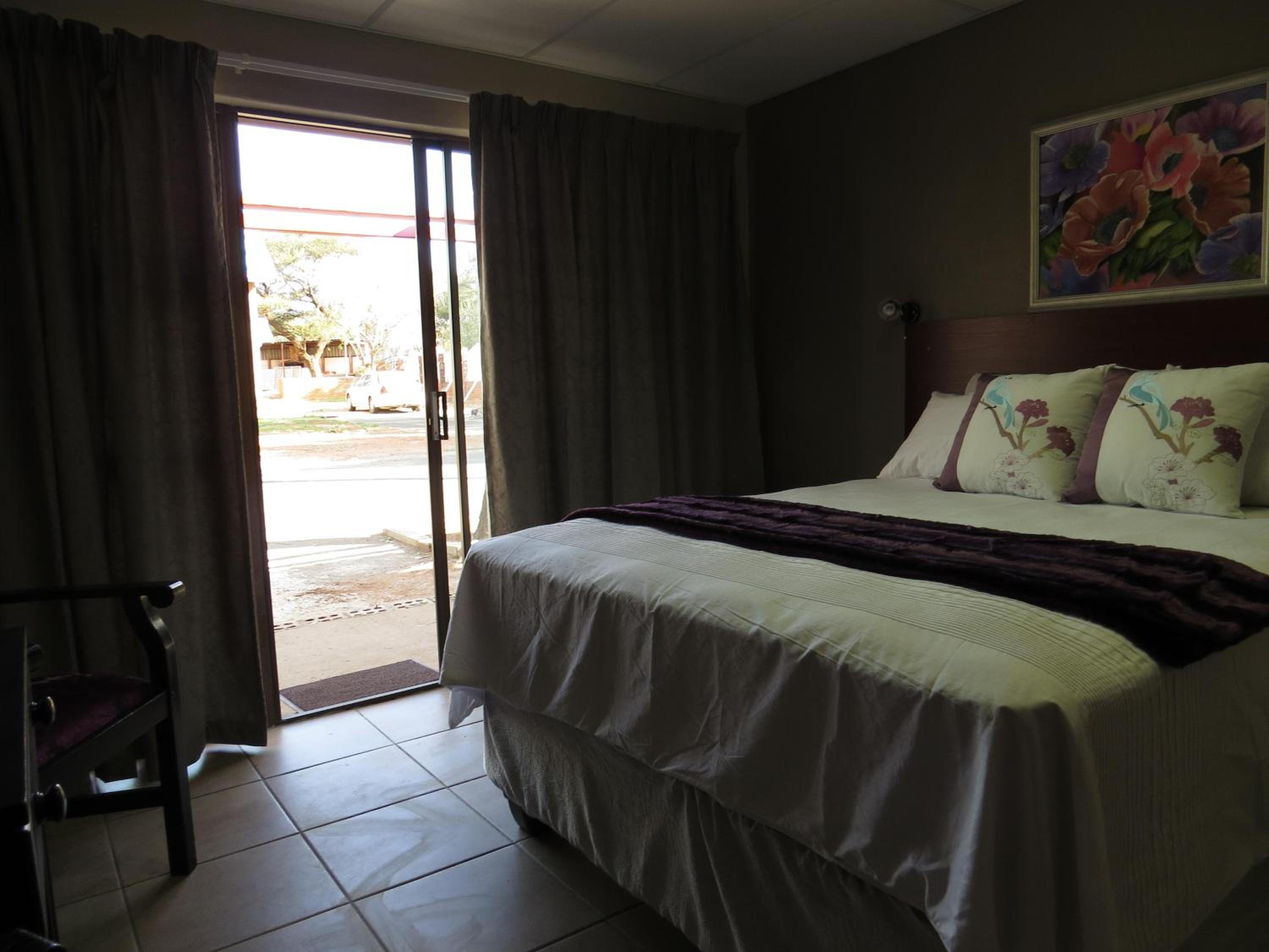 Deluxe Queen Room photo 1