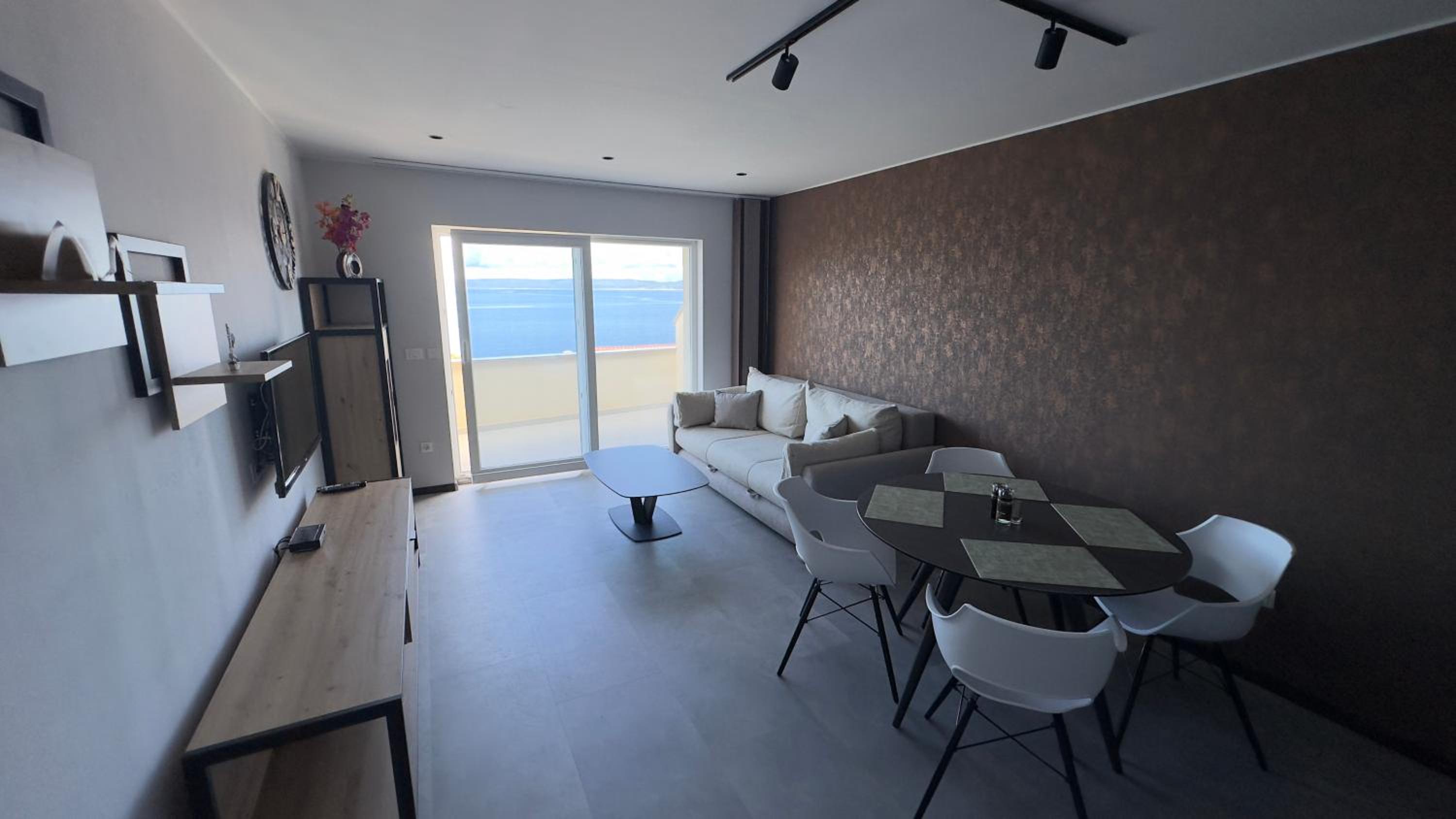 Apartment with Sea View