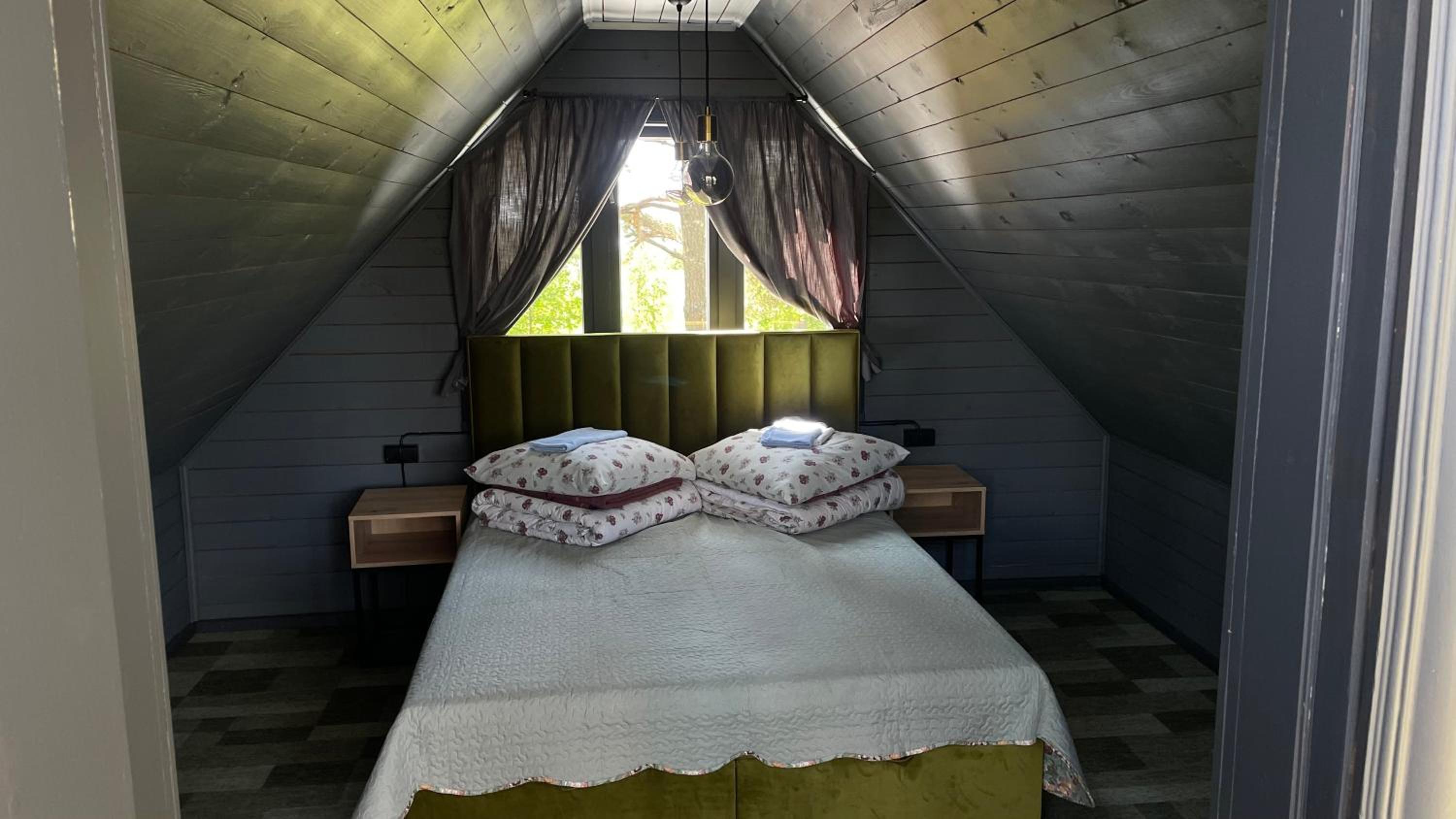 Two-Bedroom House - Photo 21