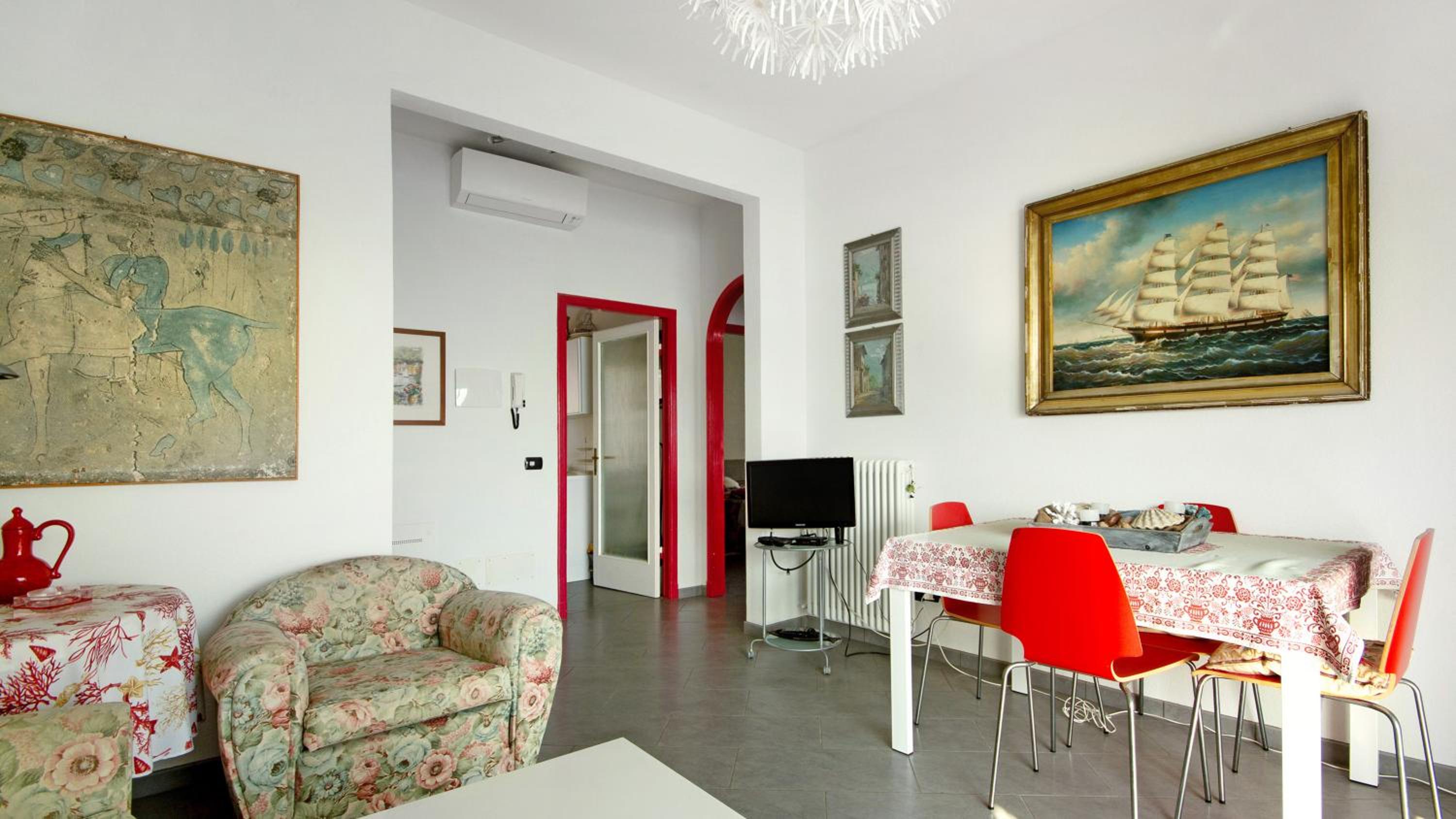 Two-Bedroom Deluxe Apartment with Ocean View photo 2