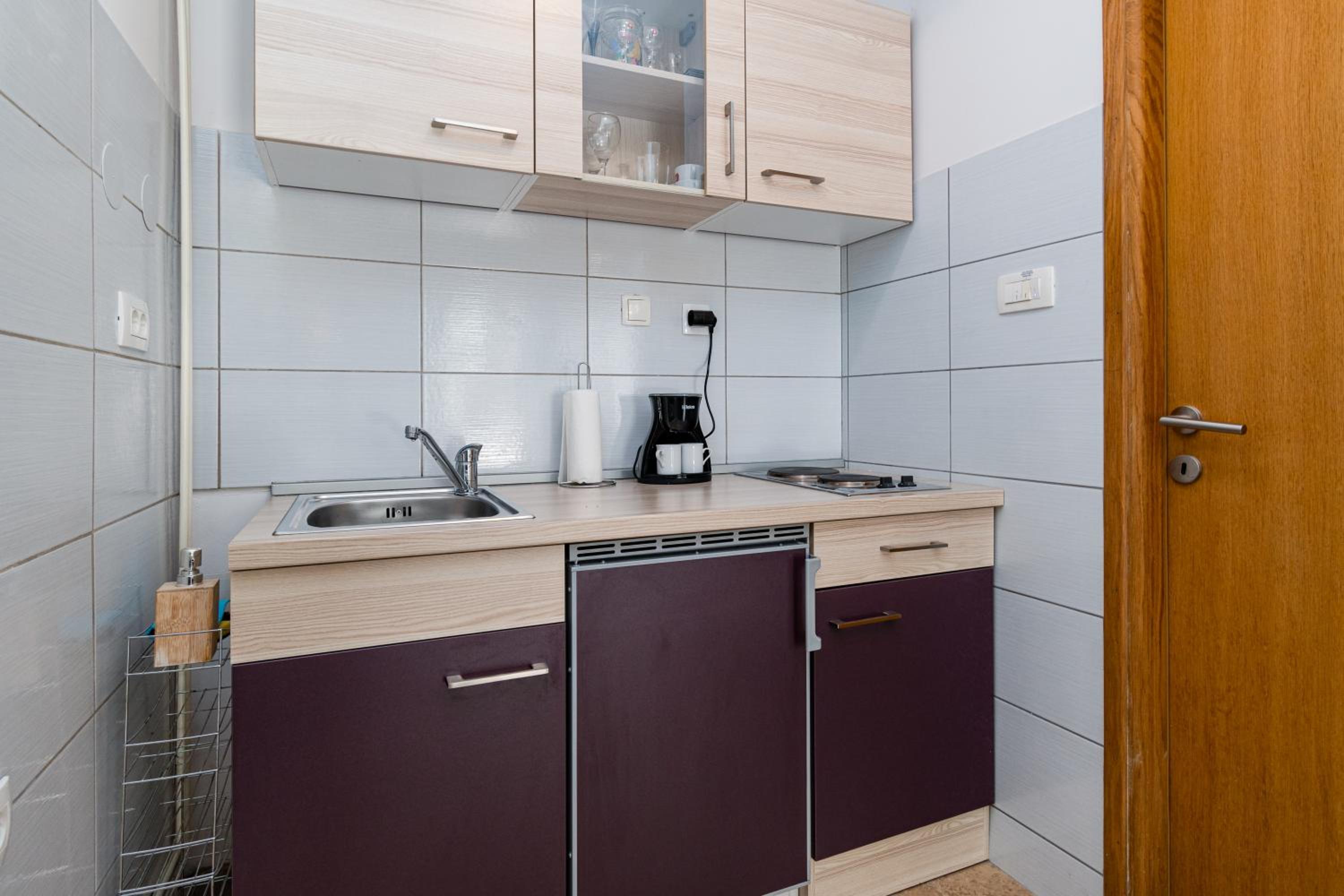 Studio with Terrace - Photo 44