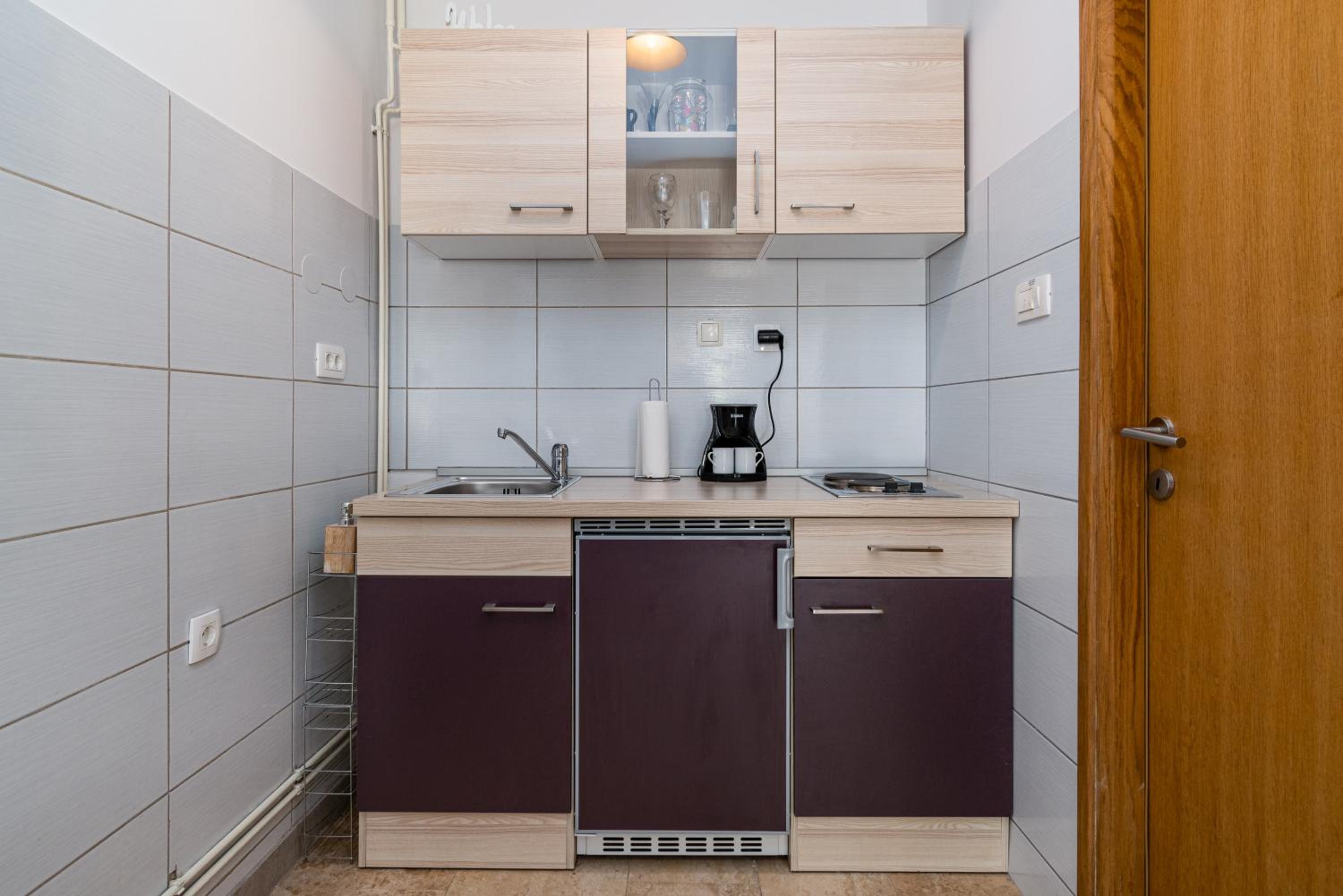 Studio with Terrace - Photo 43