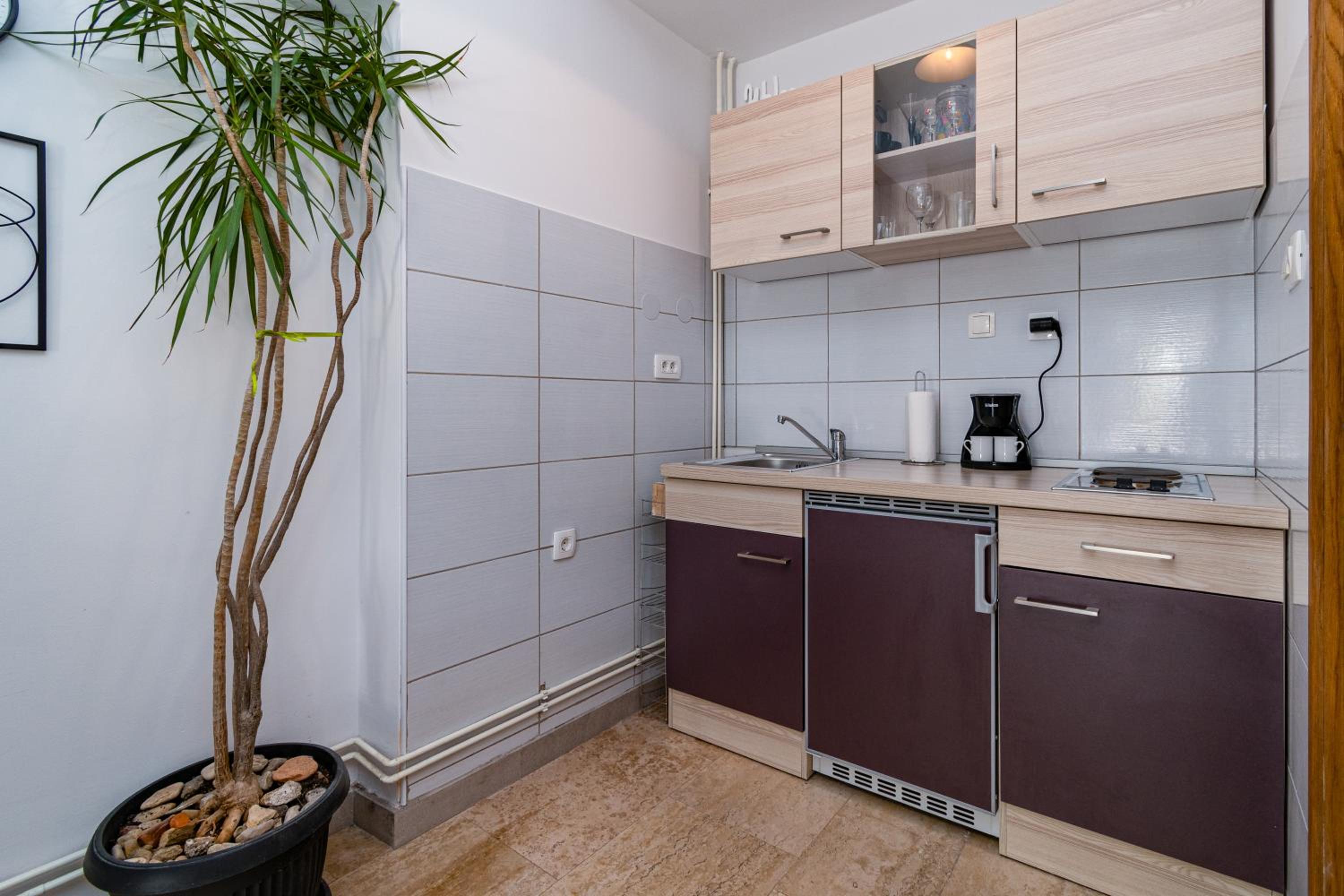 Studio with Terrace - Photo 42
