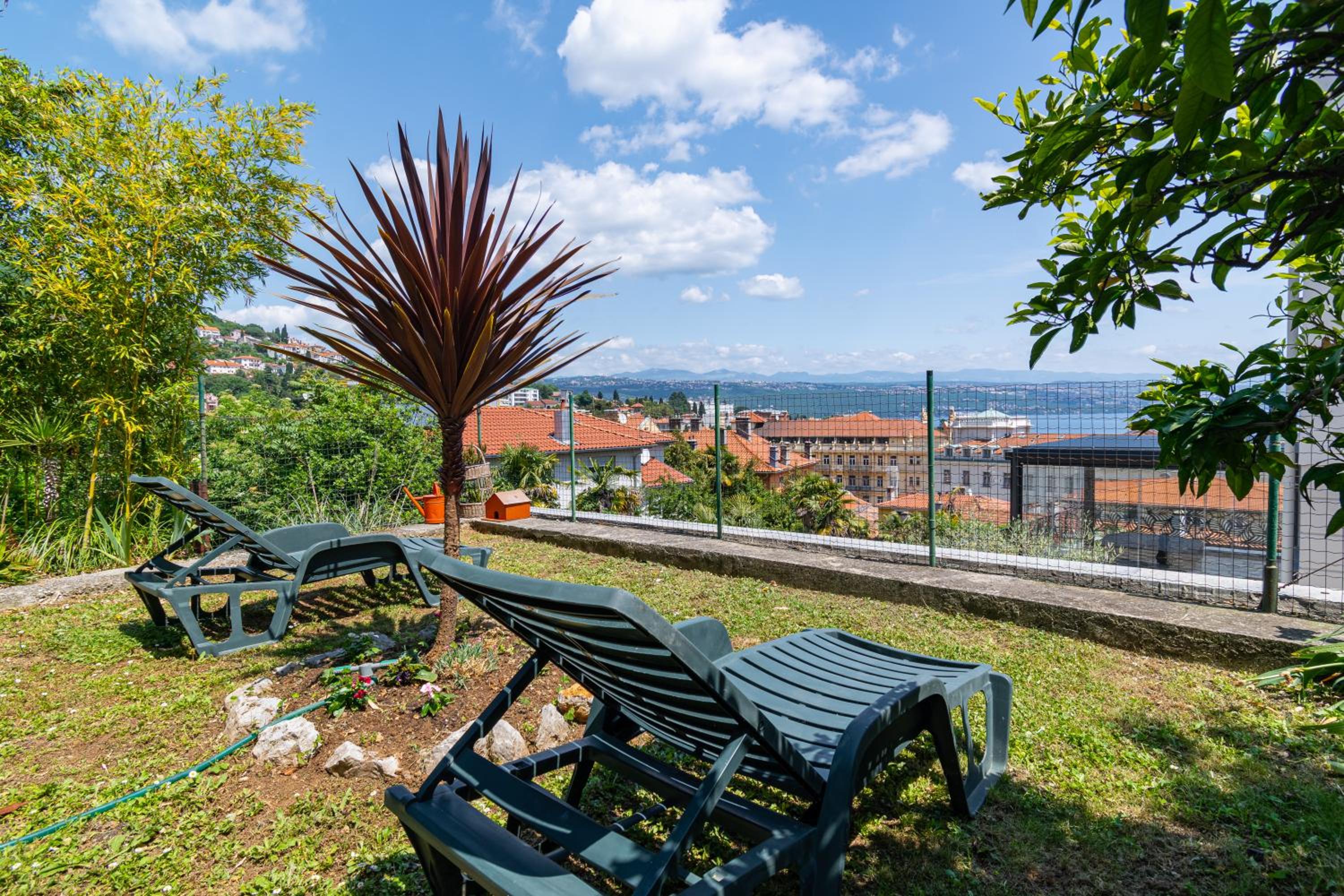 Studio with Terrace - Photo 24