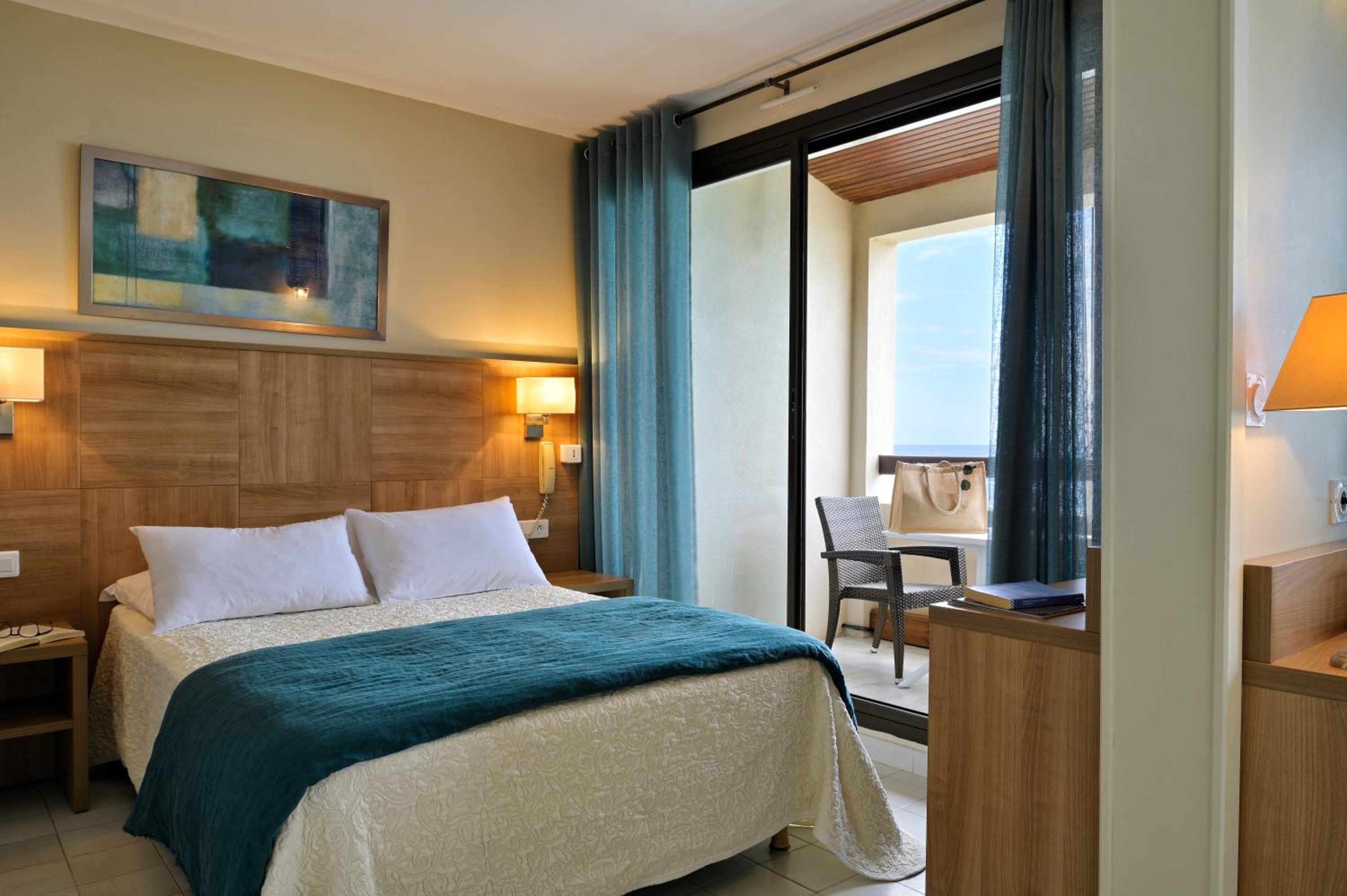 Quarto Familiar com Terraço e Vista para o Mar