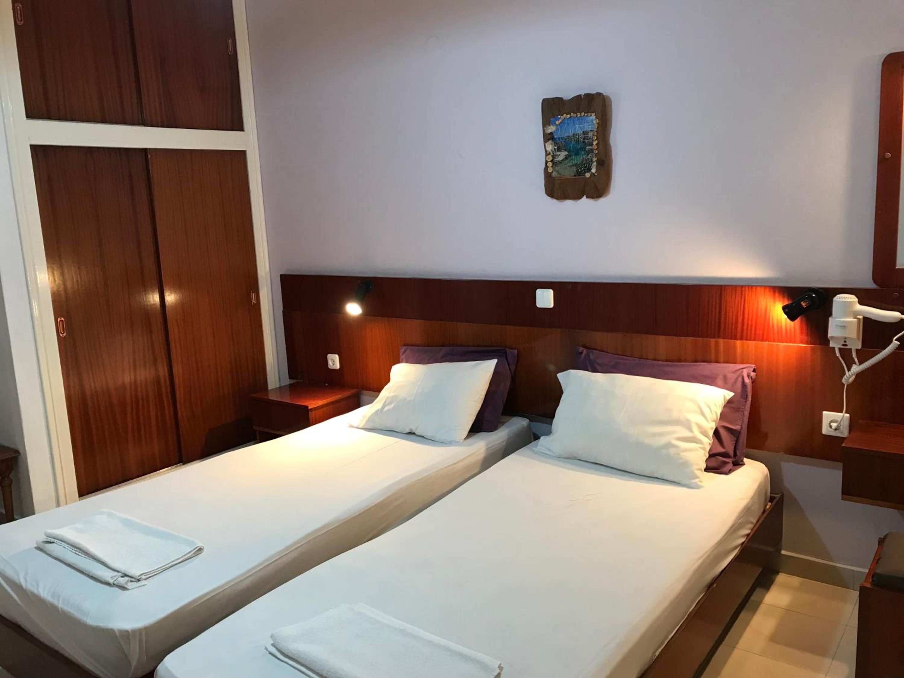 Two-Bedroom Apartment (6 Adults)