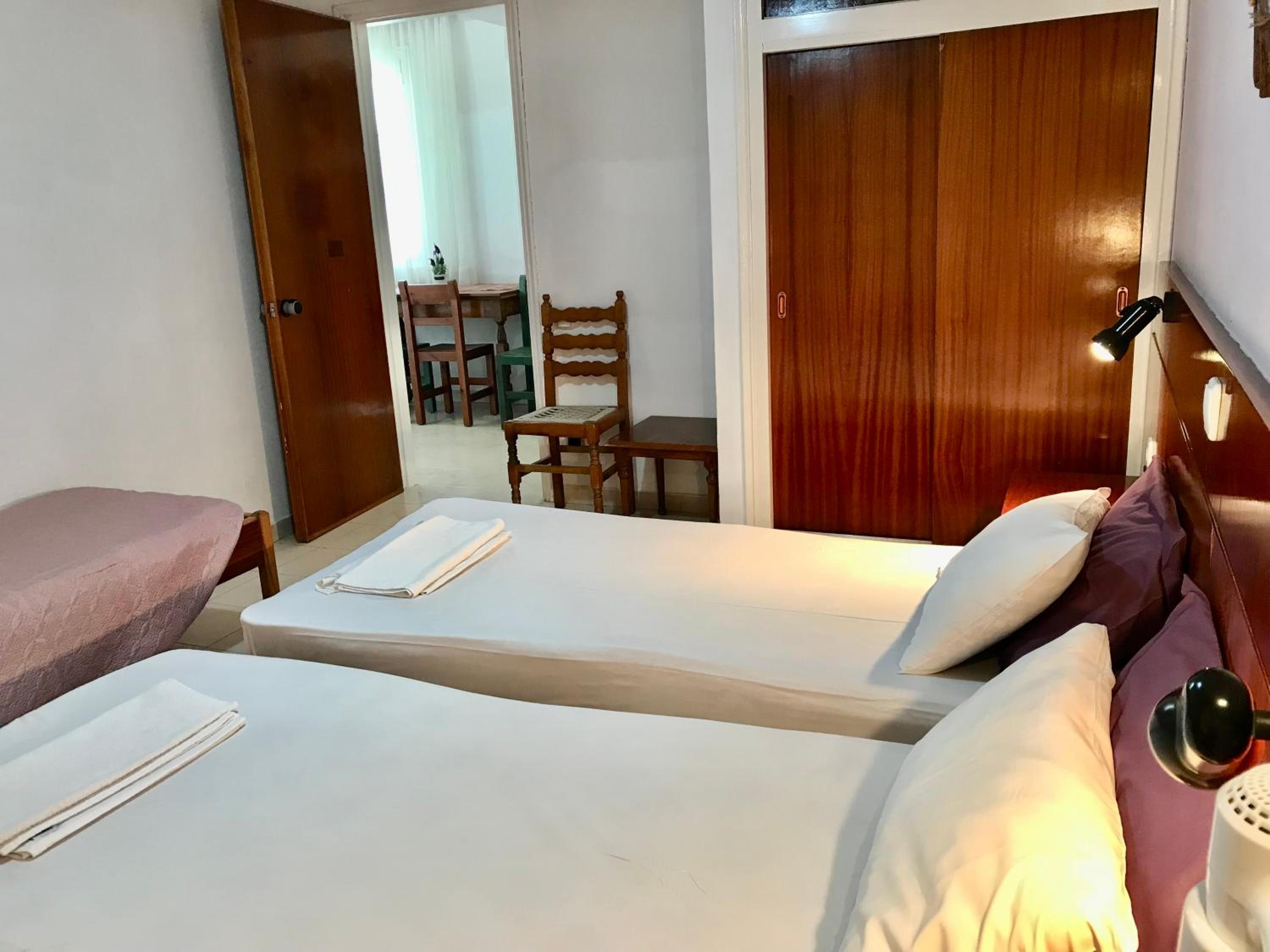 Two-Bedroom Apartment (6 Adults) photo 2