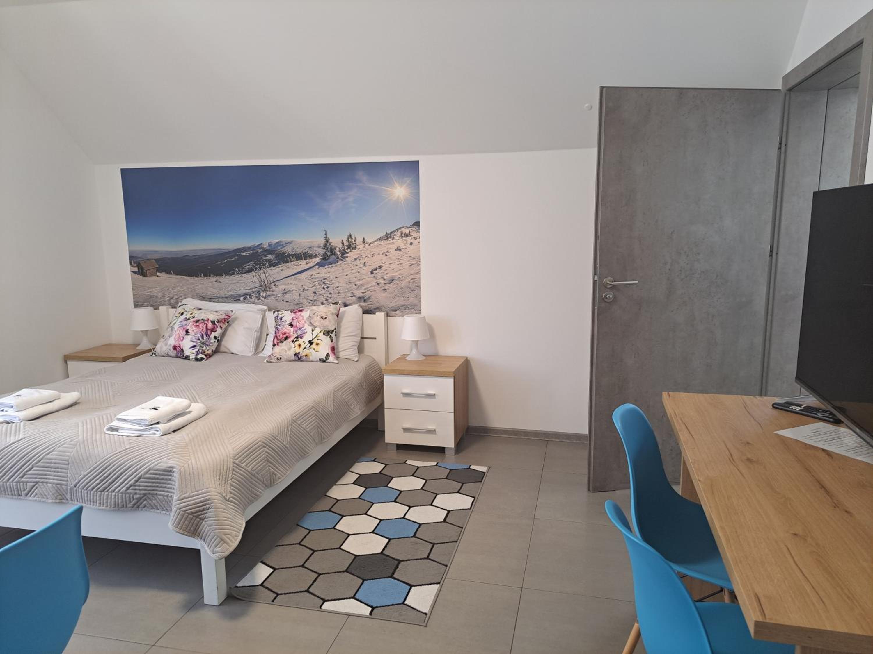 Quadruple Room with Bathroom photo 2