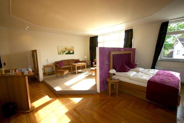 Suite with Whirlpool photo 2