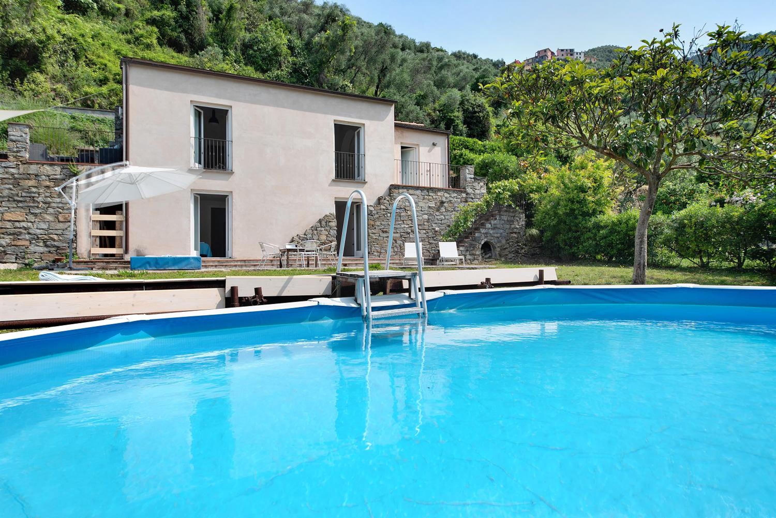 Villa with Garden View - Photo 31