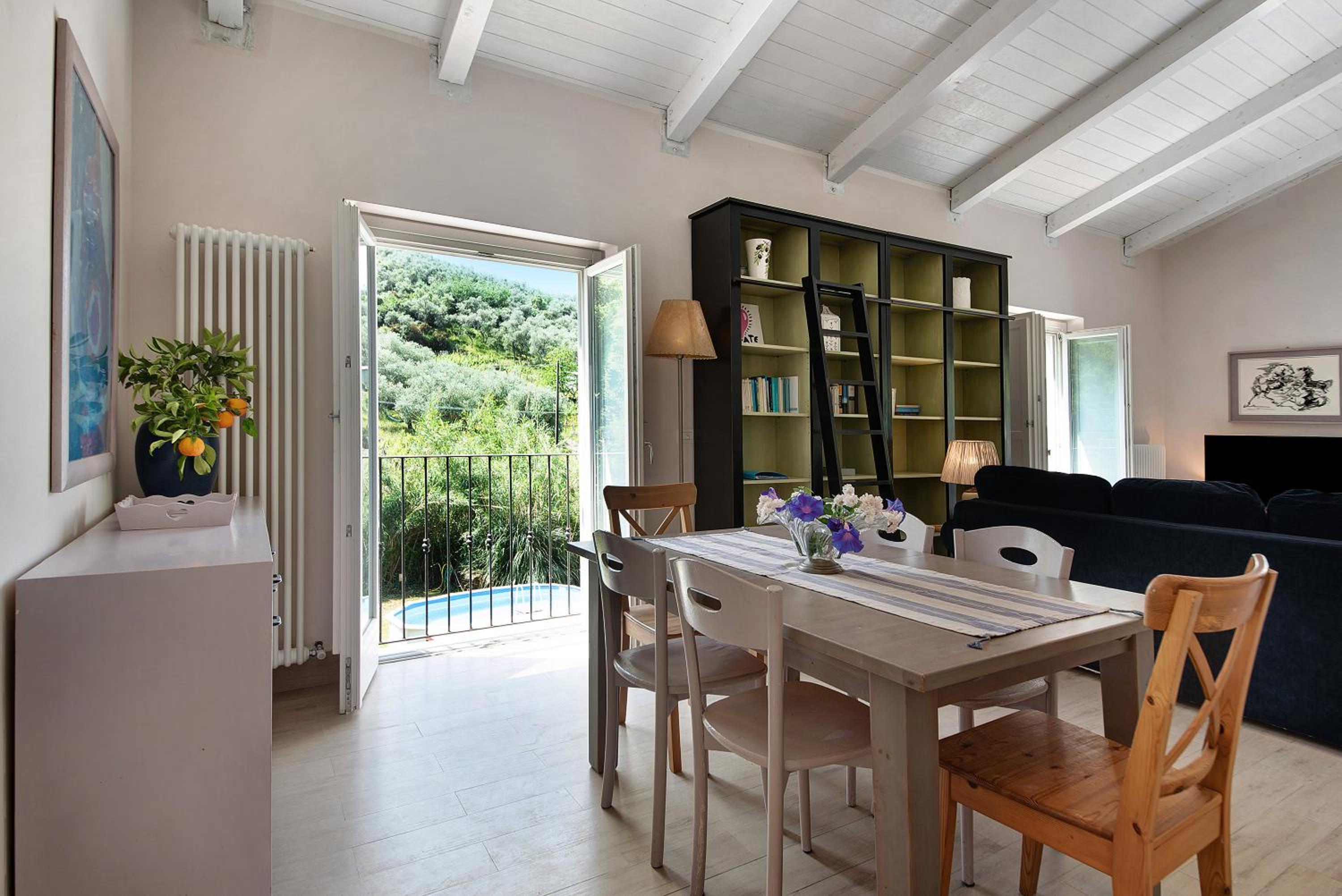 Villa with Garden View - Photo 5