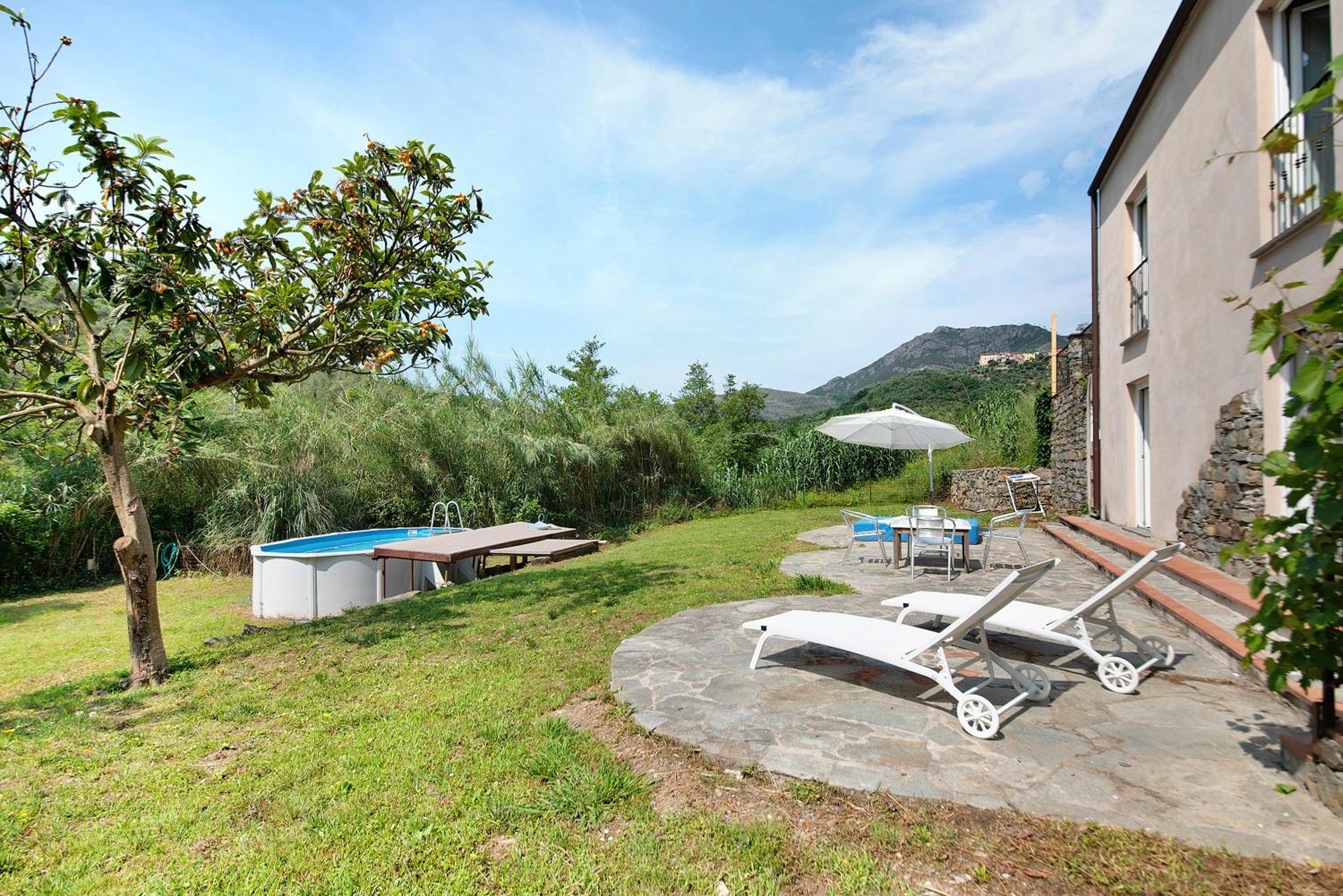 Villa with Garden View - Photo 24
