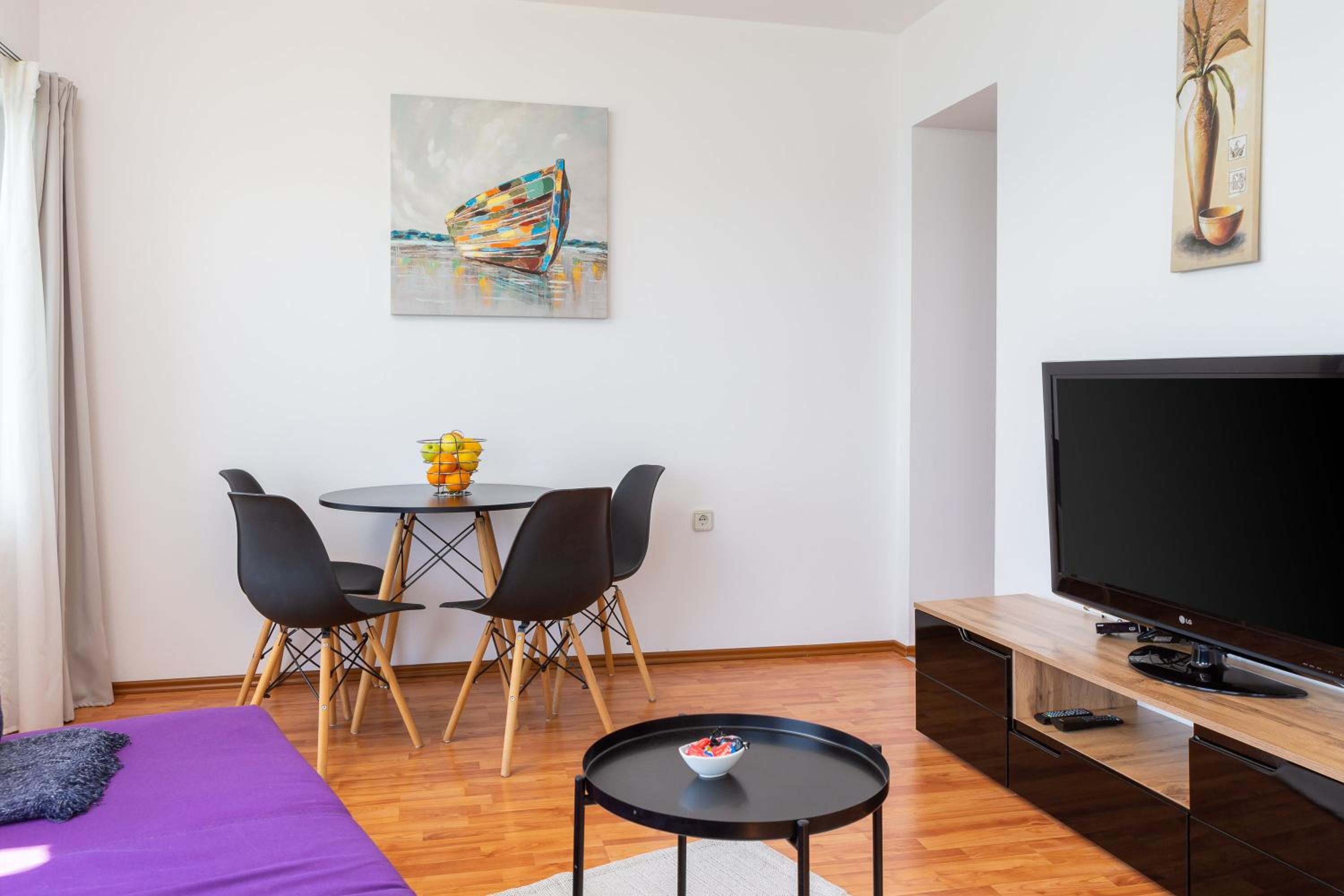 Apartment with Sea View photo 2