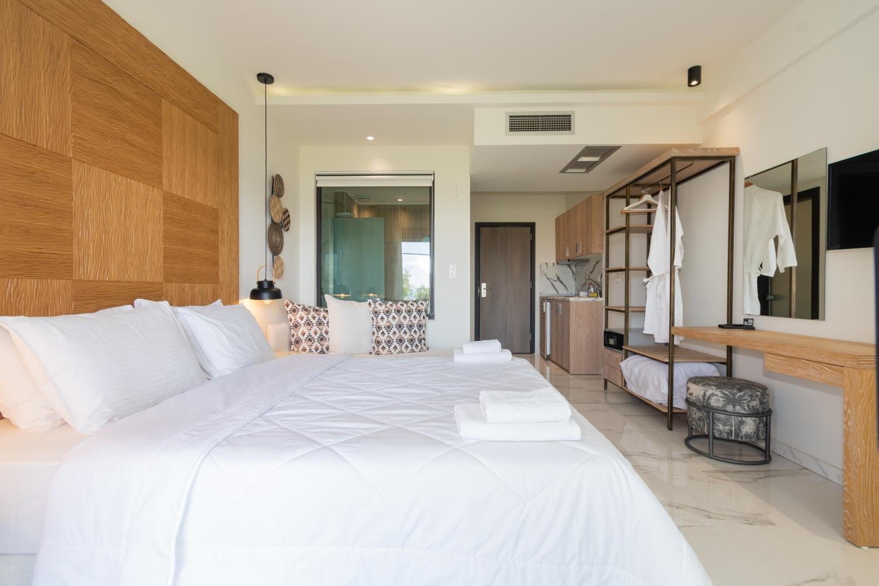 Junior Suite with Sea View photo 1