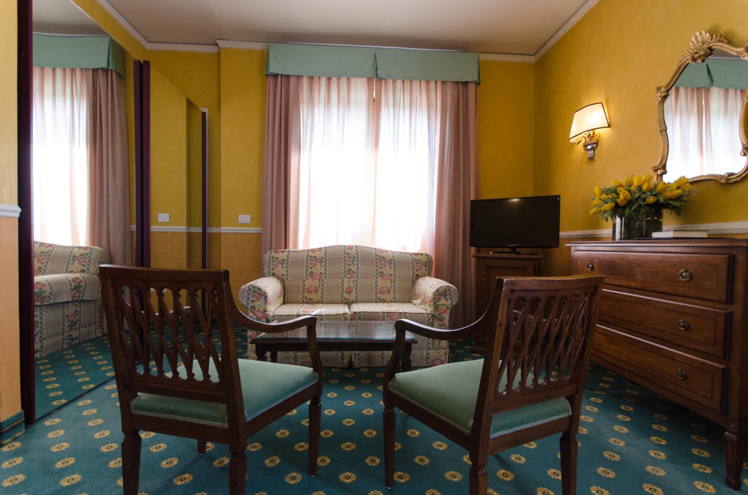 Triple Room - Photo 2