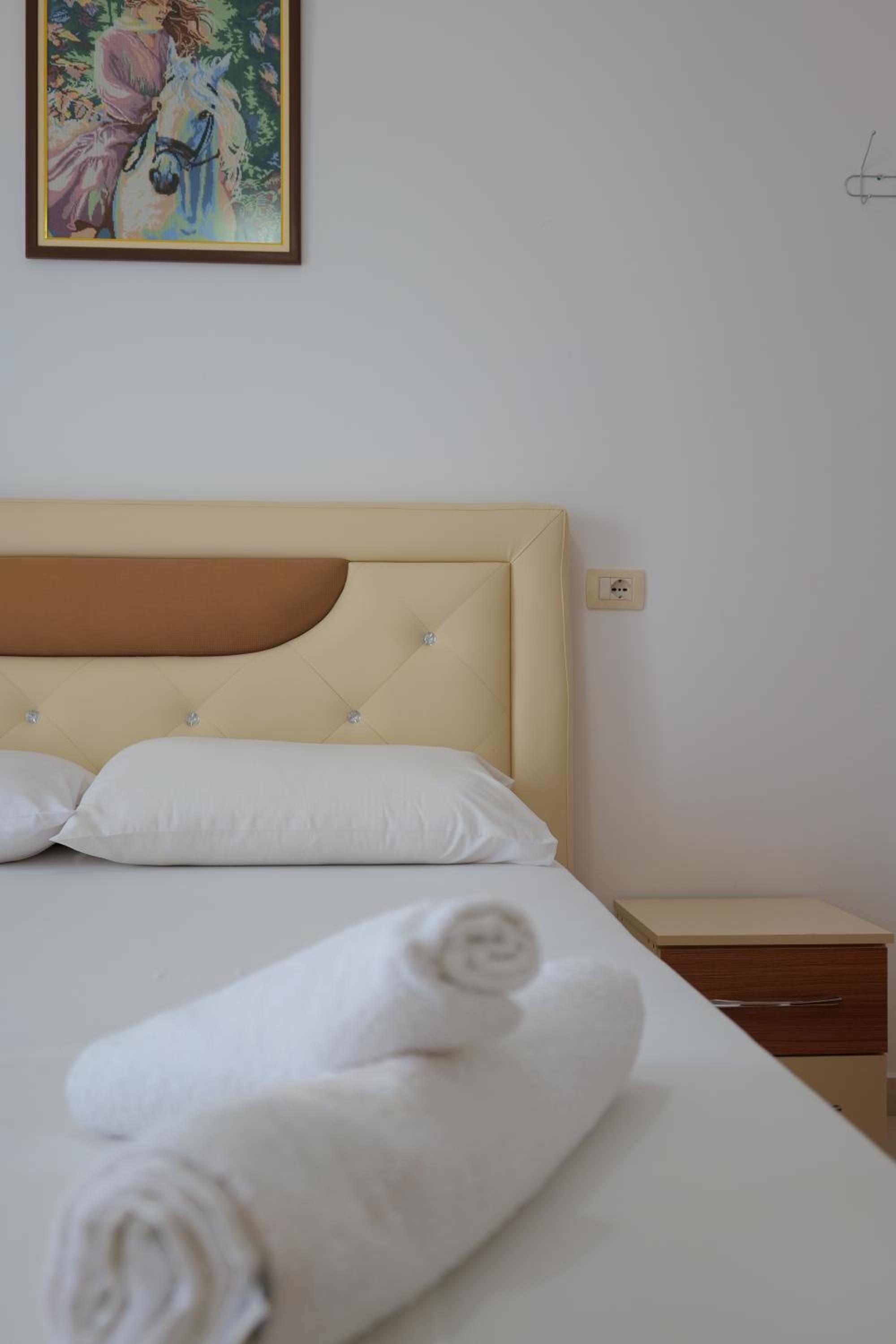 Deluxe Double Room with Balcony photo 3
