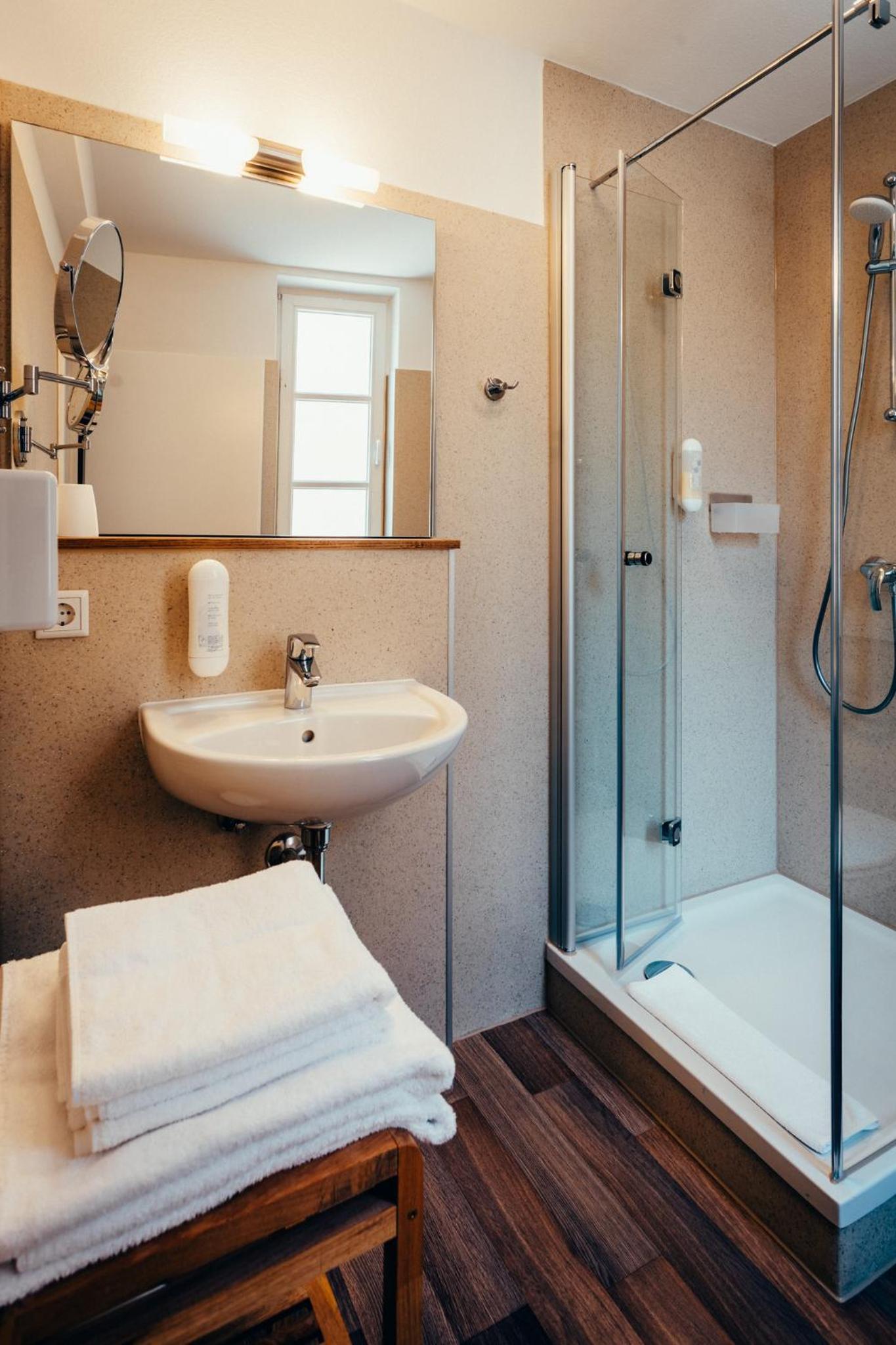 Superior Double Room - Photo 11
