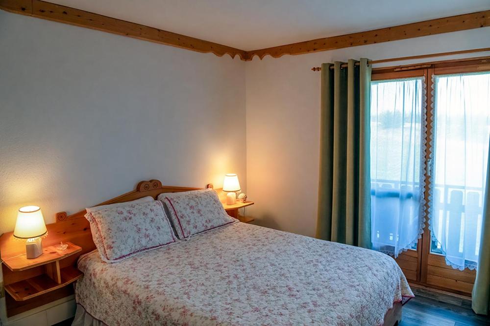 Standard Queen Room photo 1