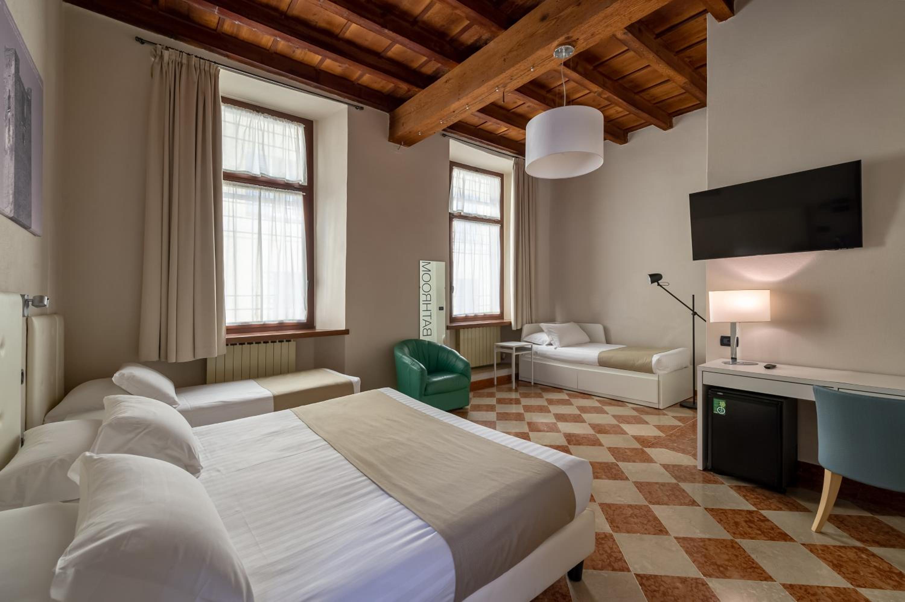 Quadruple Room photo 1