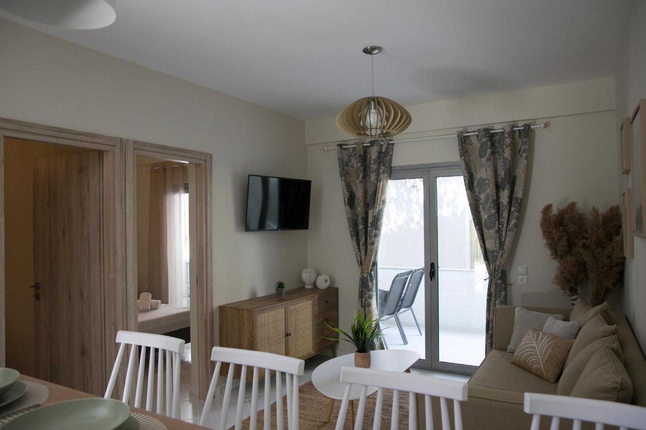 Two-Bedroom Deluxe Apartment with Ocean View photo 1