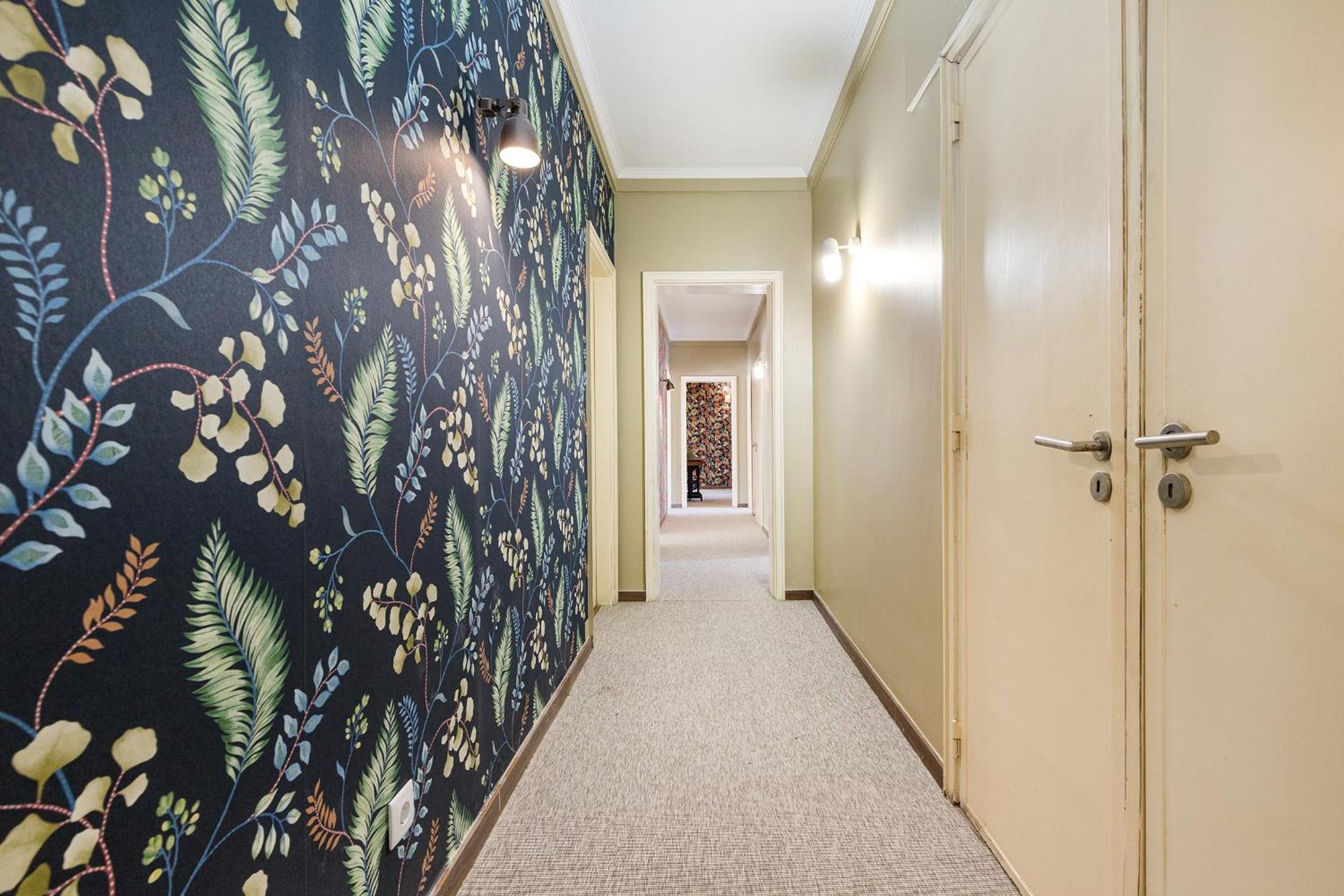 Superior Family Room with Balcony and Shared Bathroom photo 1