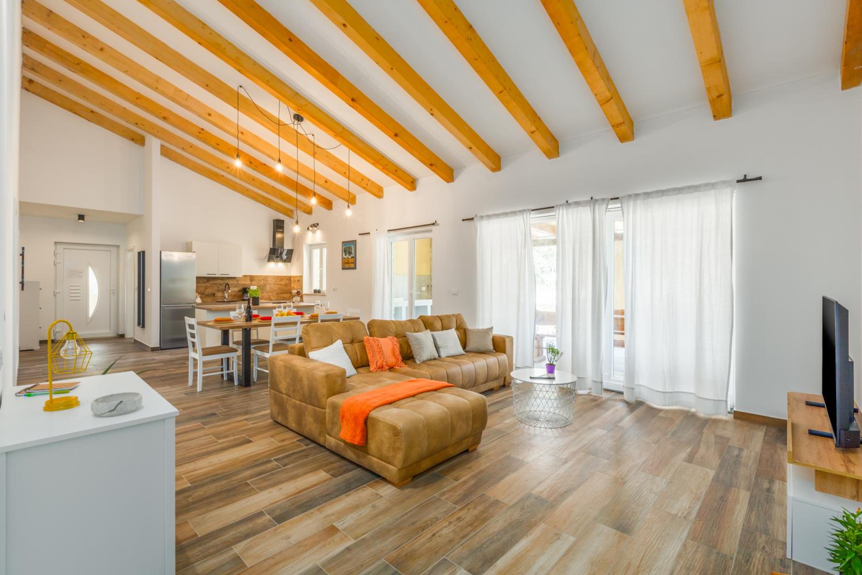 Three-Bedroom Villa photo 1