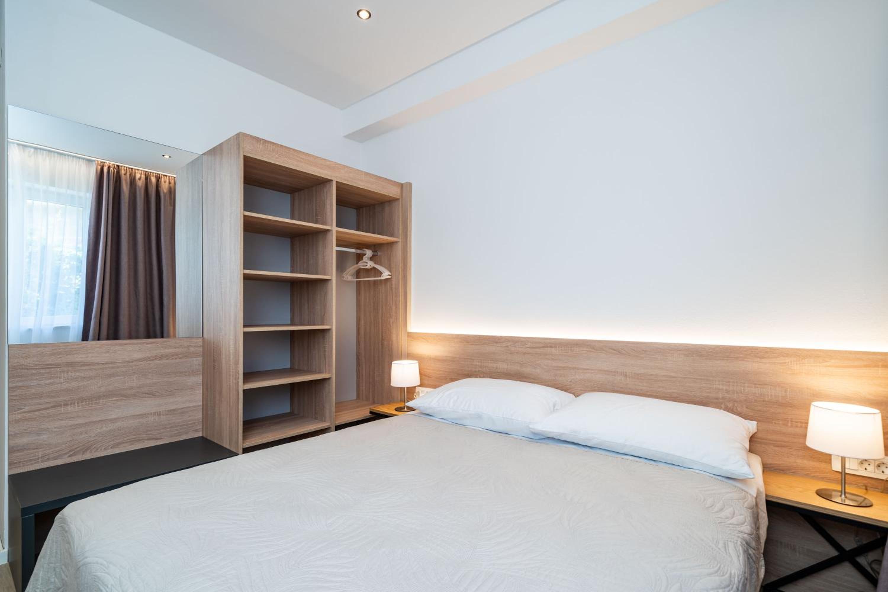 One-Bedroom Apartment with Patio - Ground Floor - Photo 19