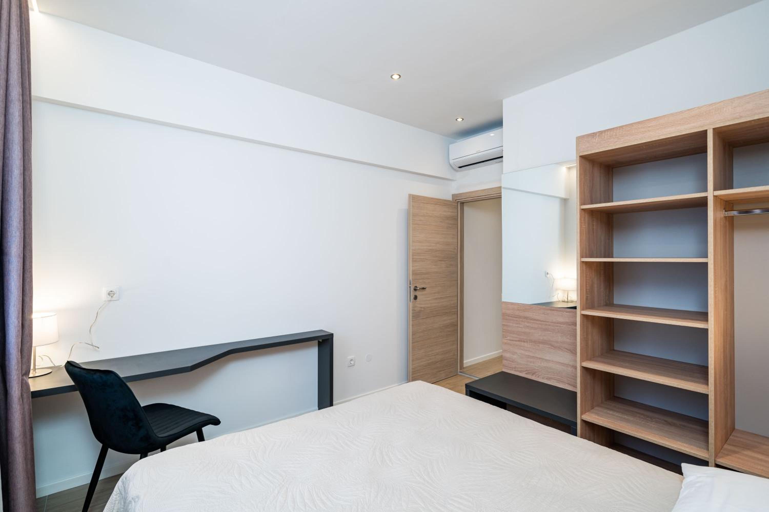 One-Bedroom Apartment with Patio - Ground Floor - Photo 20